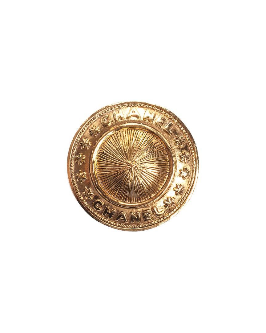 round brooch