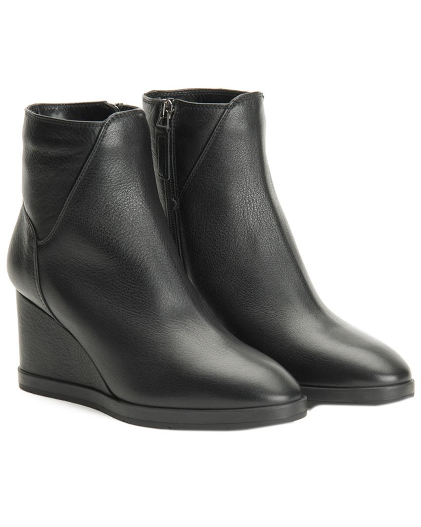 aquatalia judy wedge