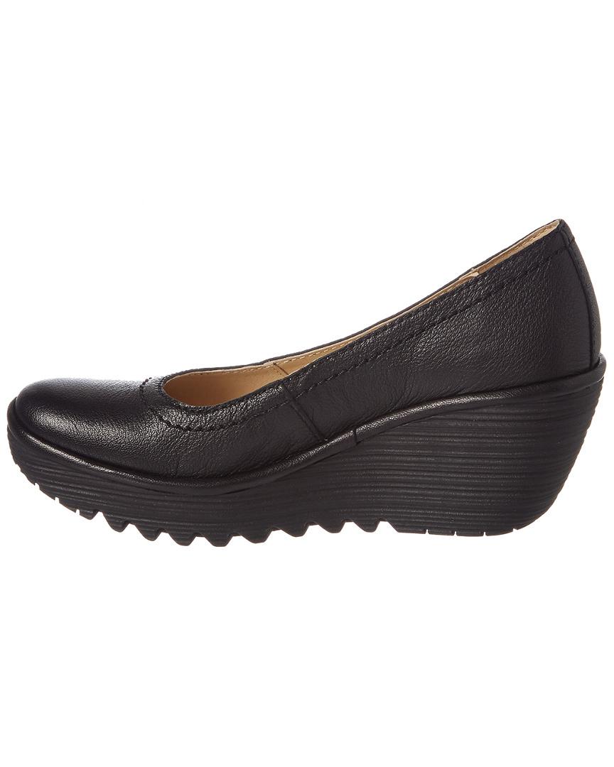 Fly London Yoni Leather Wedge Shoe in Black - Lyst