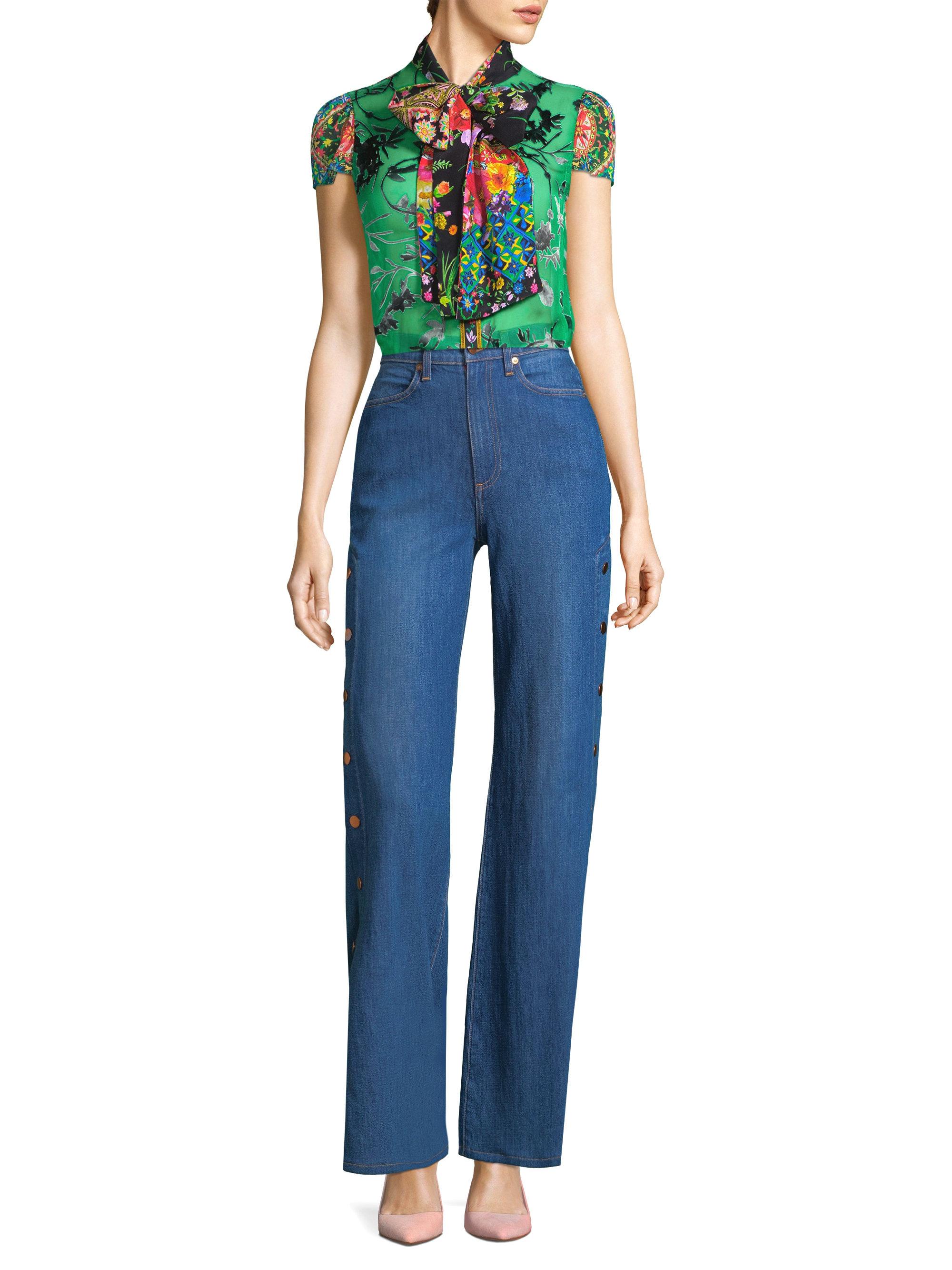 Alice + Olivia Silk Jeannie Bow Collar Floral Blouse in Green | Lyst