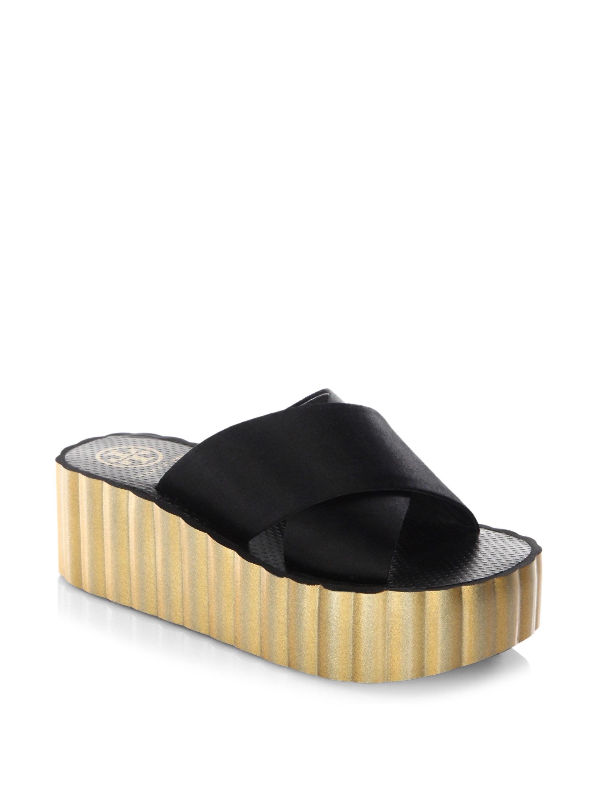 tory burch scallop wedge