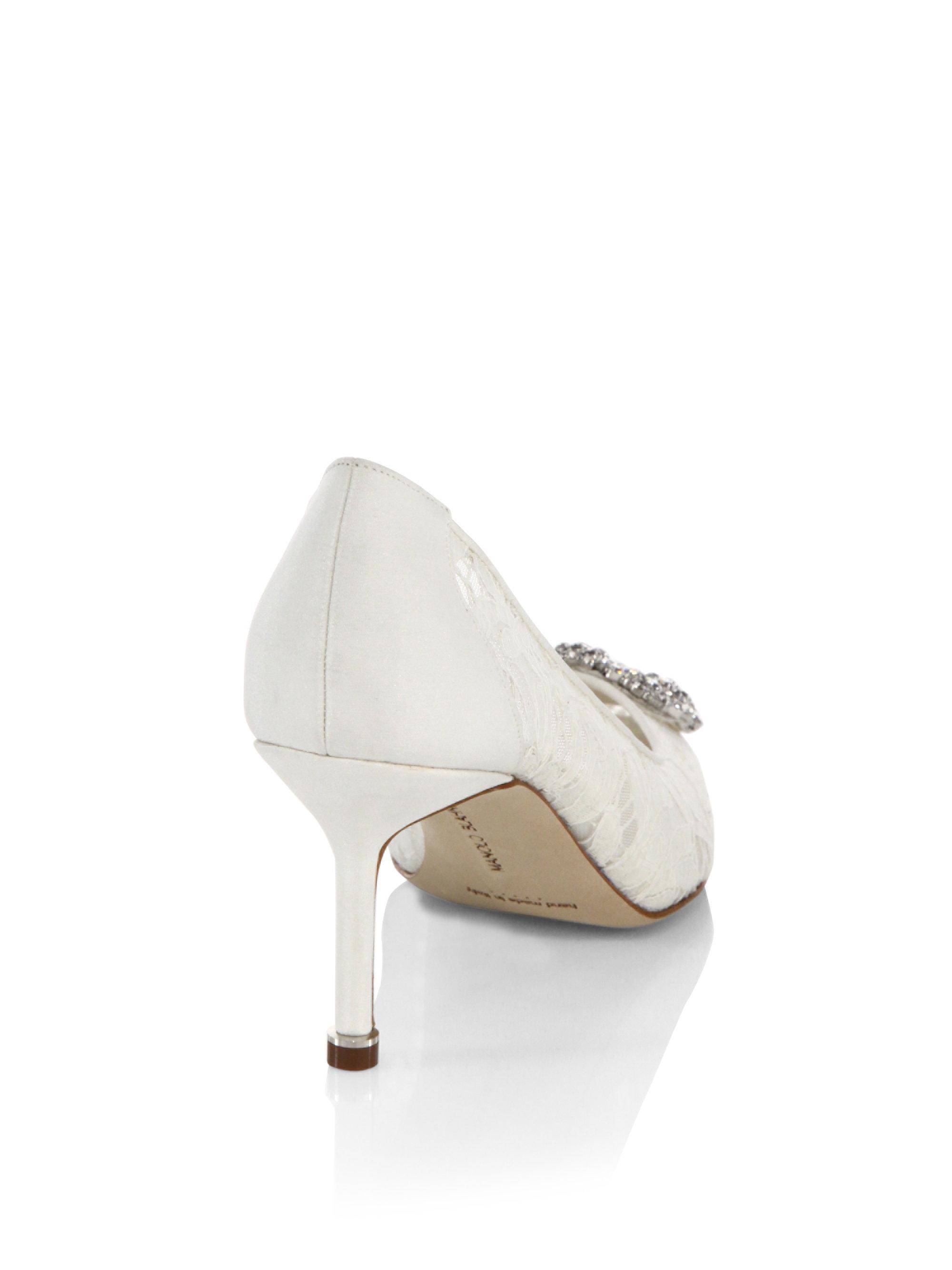 manolo blahnik hangisi saks