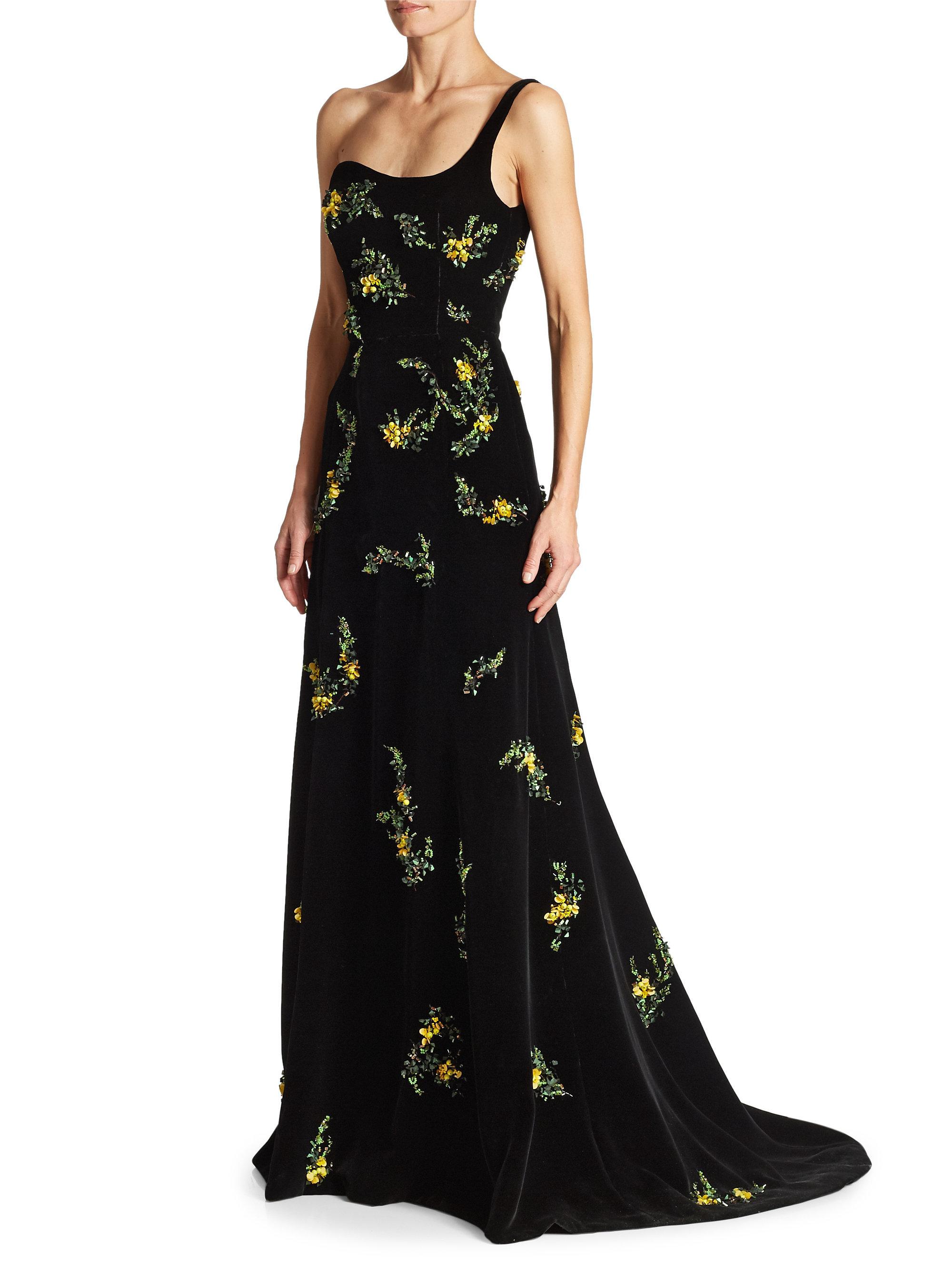 oscar de la renta black gown