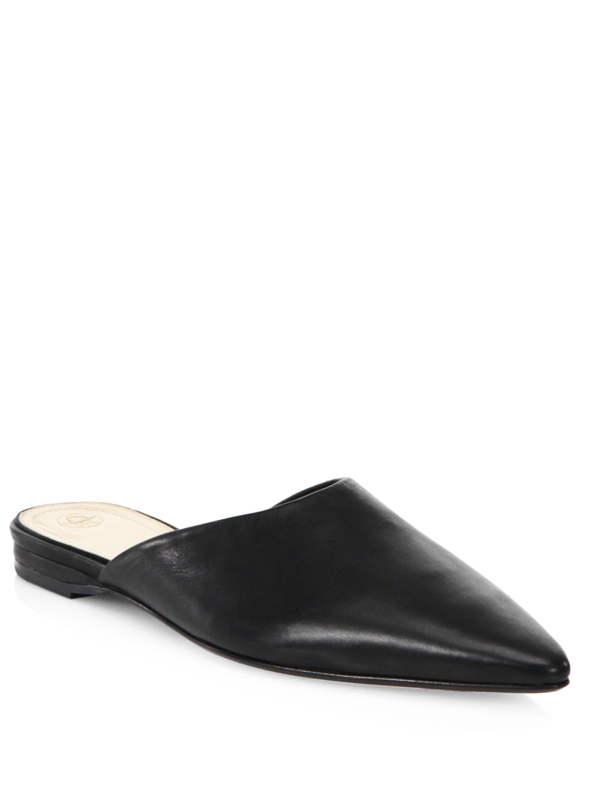 The Row Pointed Leather Mules in Black - Lyst