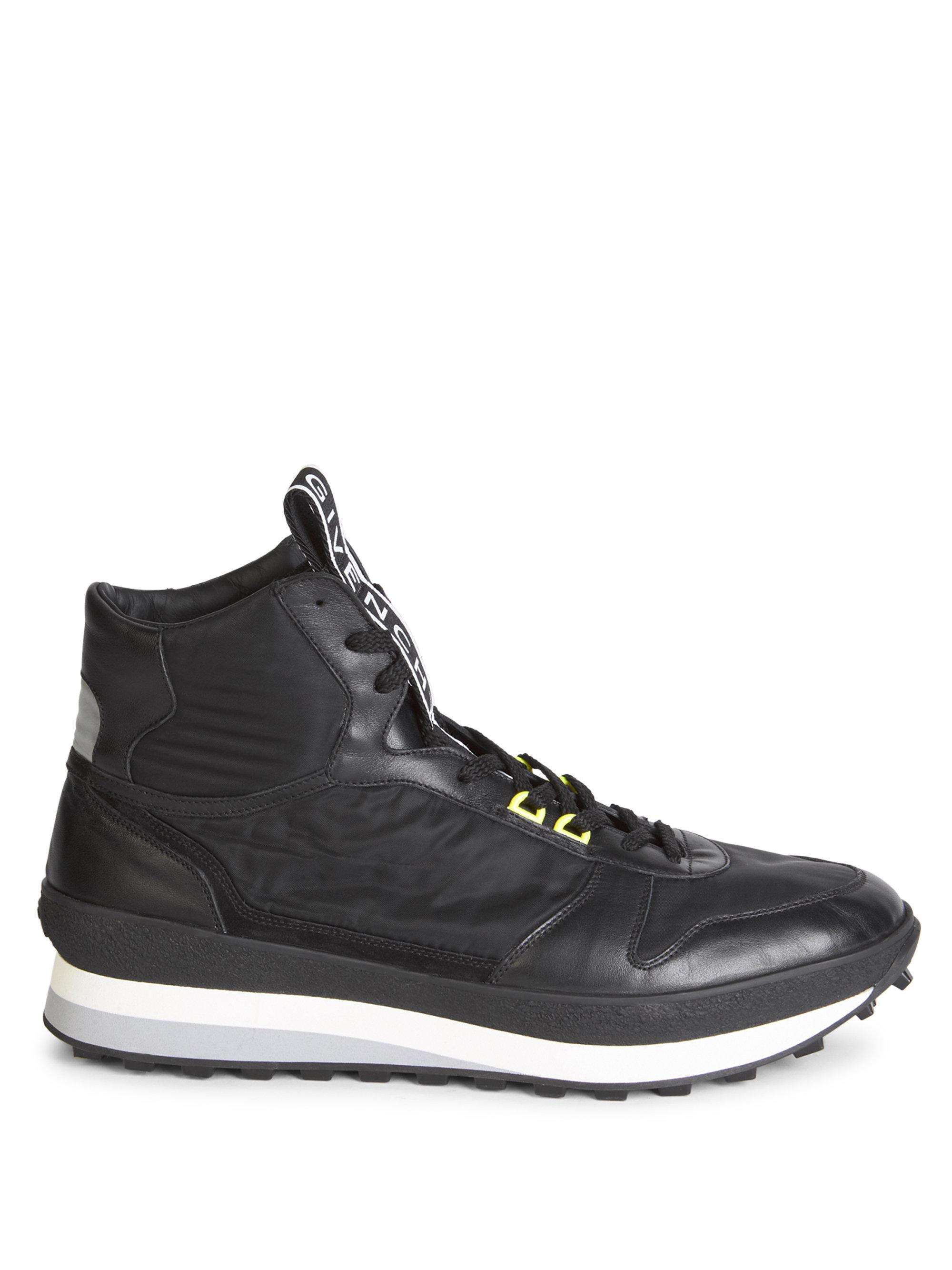 givenchy tr3 runner