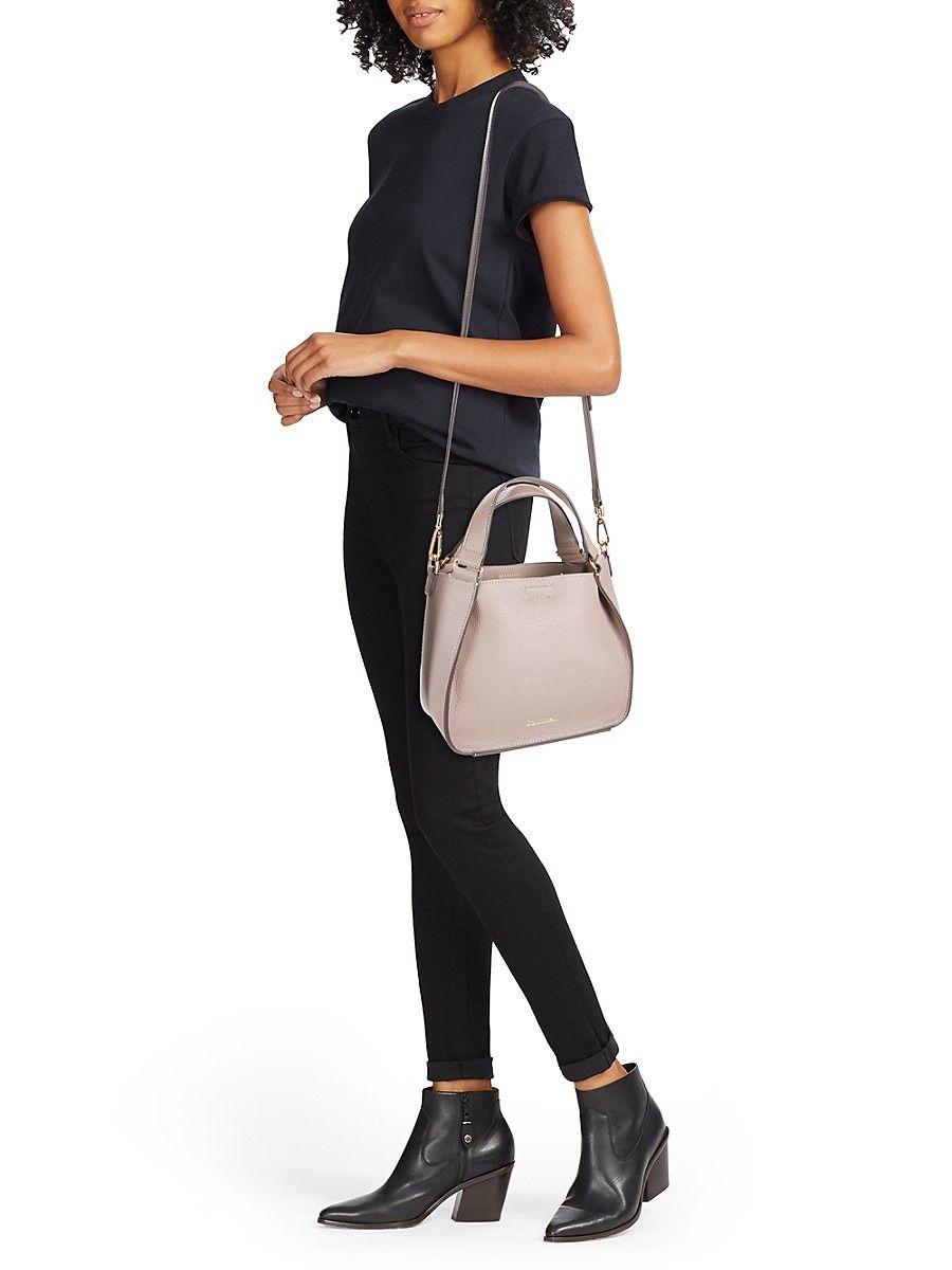 Calvin Klein Estelle Logo Crossbody Bag in Black | Lyst