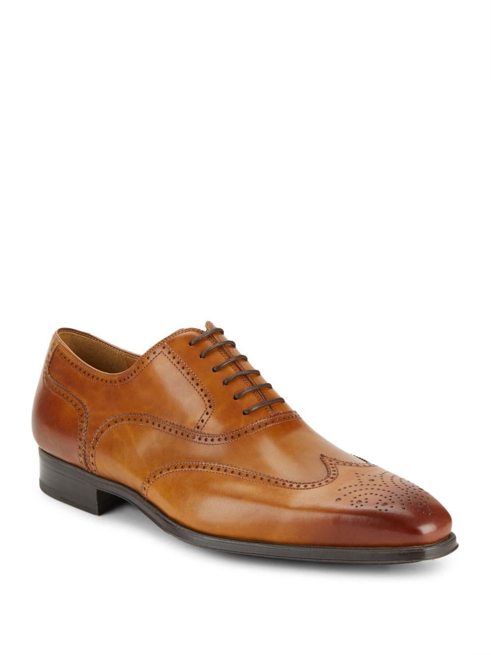 Magnanni Burnished Calfskin Leather Wingtip Shoes in Red for Men | Lyst