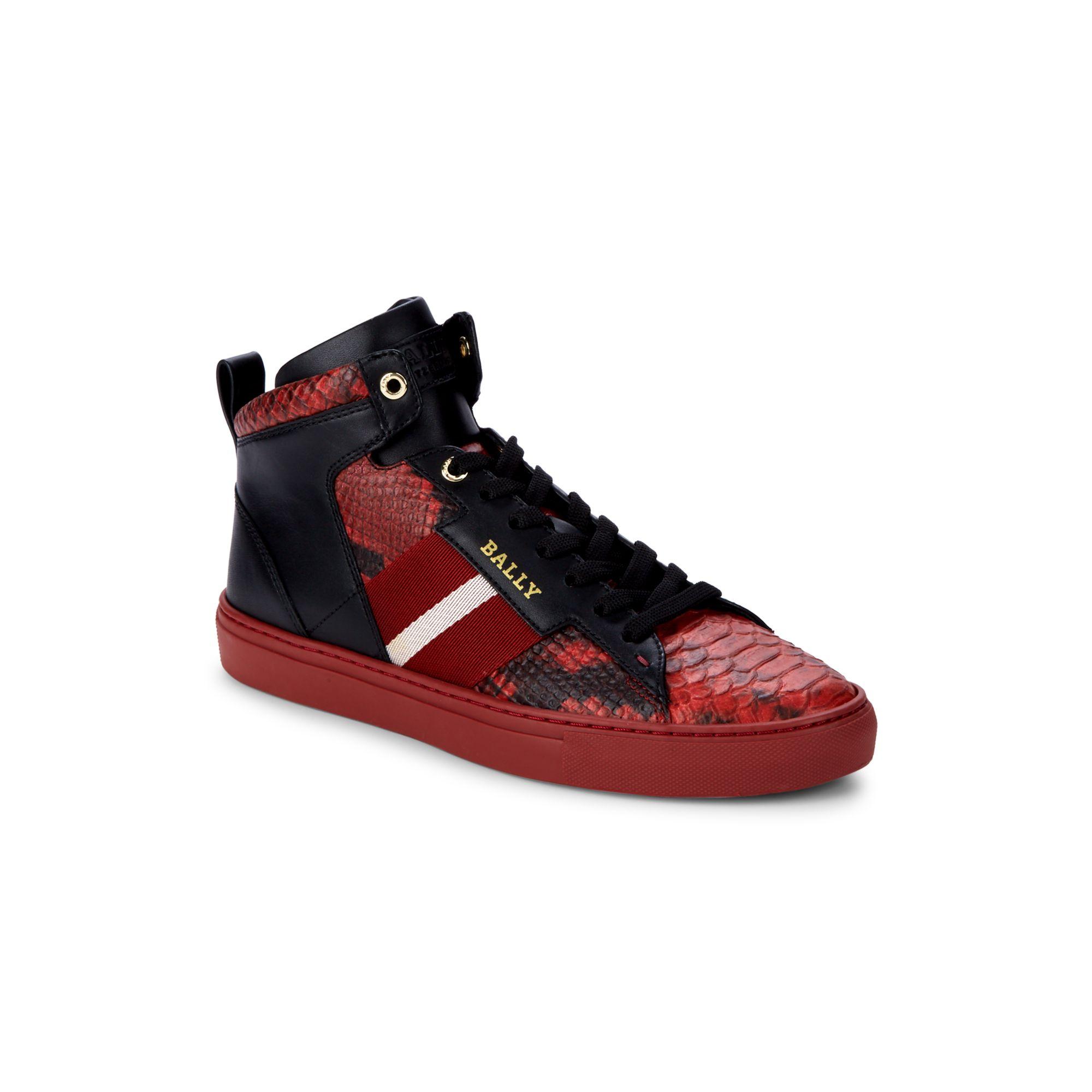 does patent leather scuff easily
