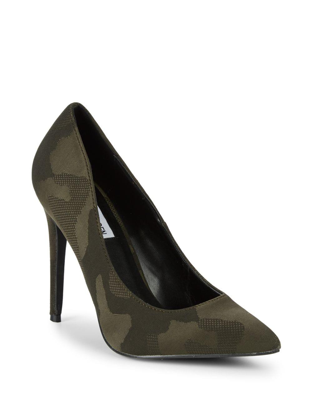Steve Madden Olena Camouflage Point-toe Pumps | Lyst