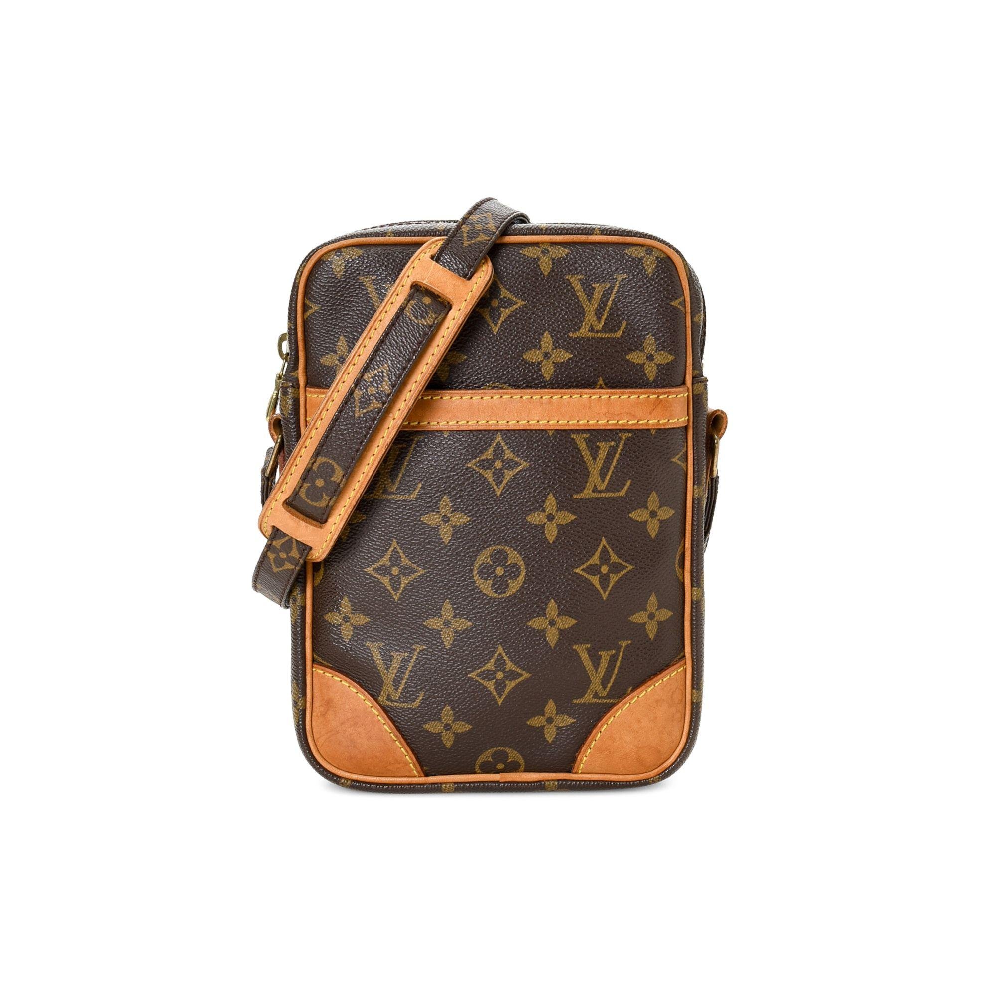 Louis Vuitton Danube 15 Monogram Canvas Crossbody Bag in Brown | Lyst
