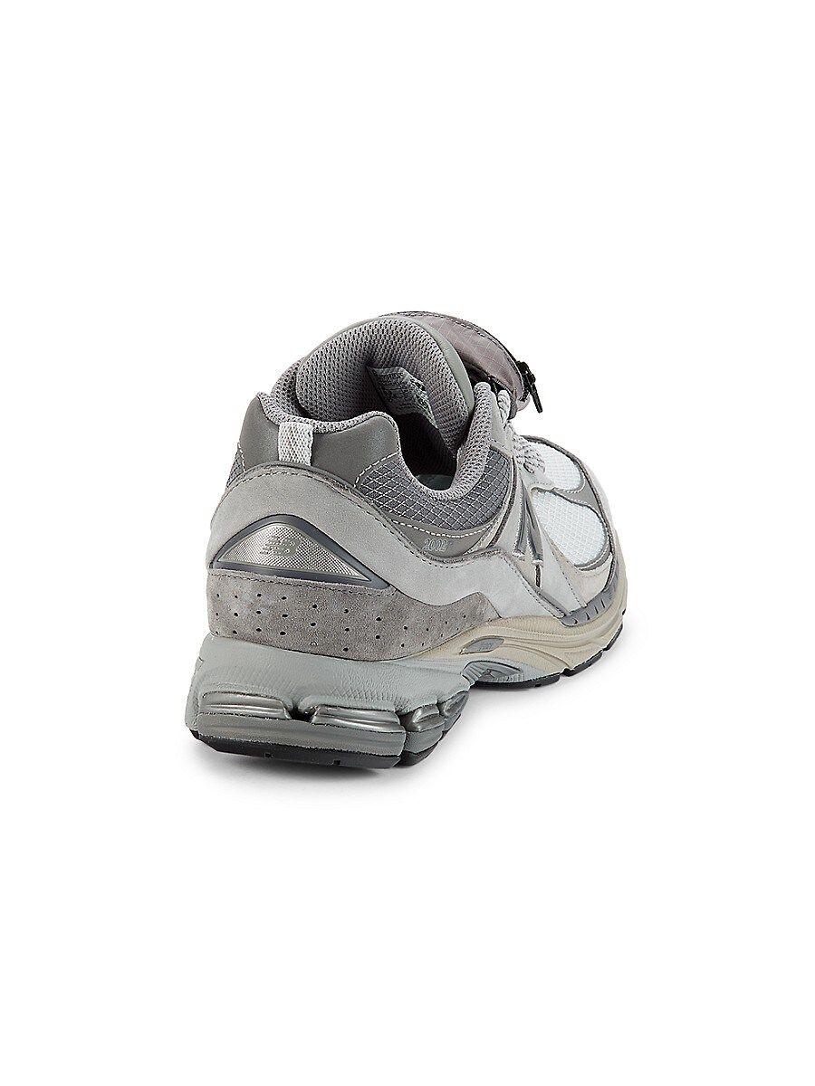 New M2002rvc Cargo Sneakers in Gray for Men