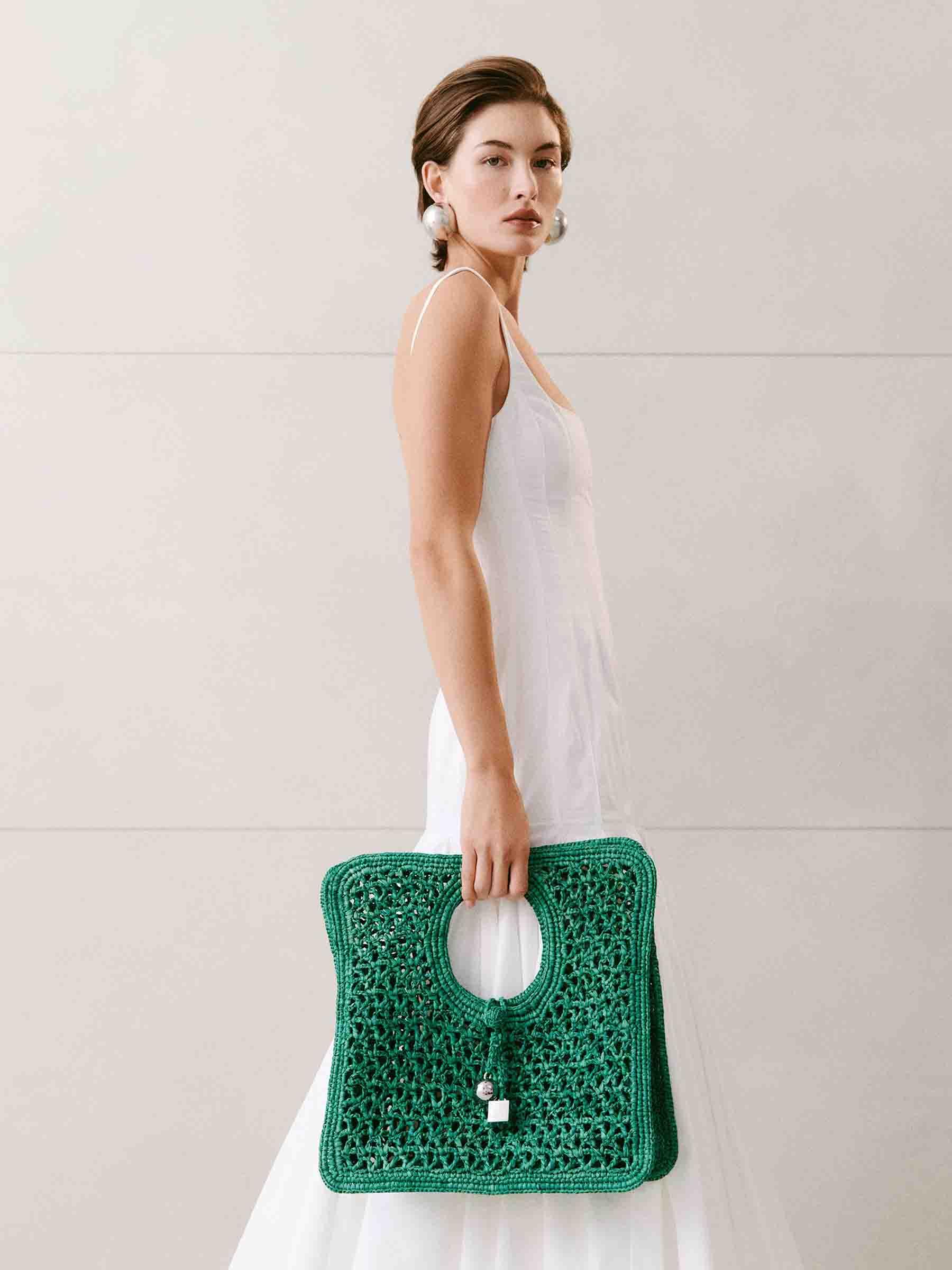 JACQUEMUS ハンドバッグ Le Petit Carre Spiaggia JACQUEMUS - Le Petit Carré Spiaggia bag in raffia – NEW TAKE