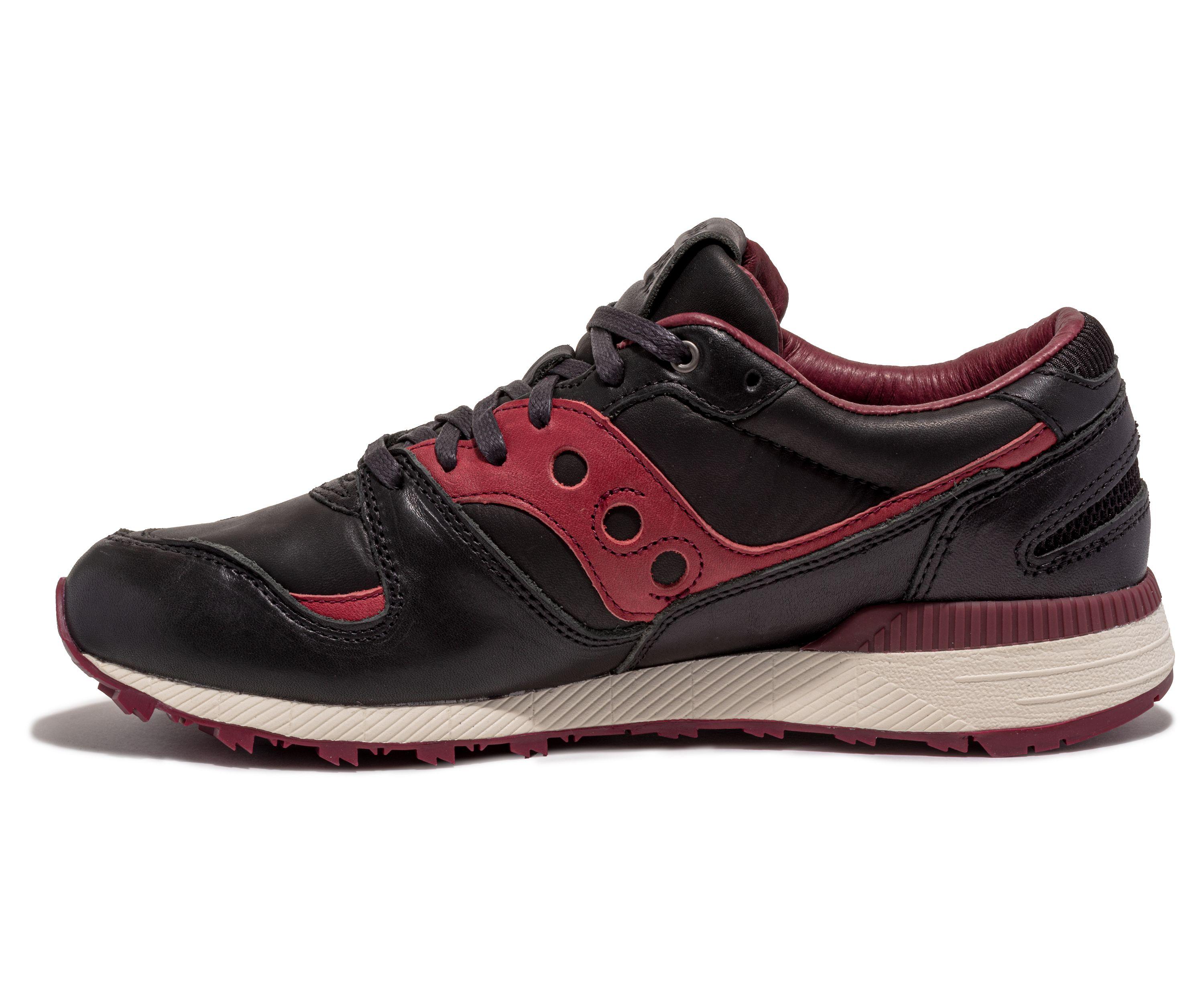 leather saucony