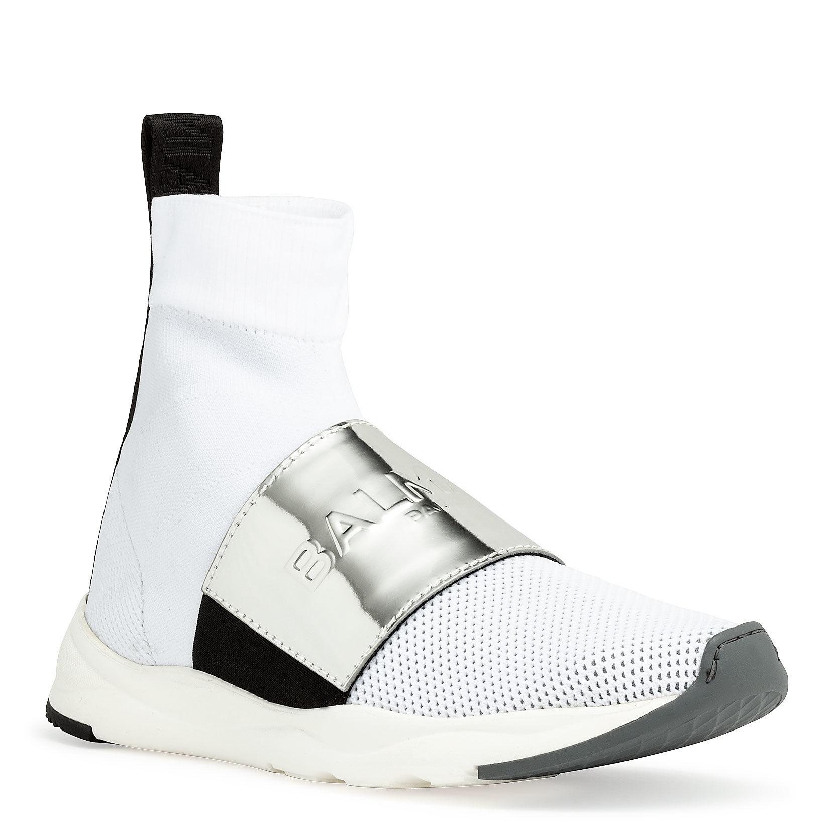 womens white trainers running