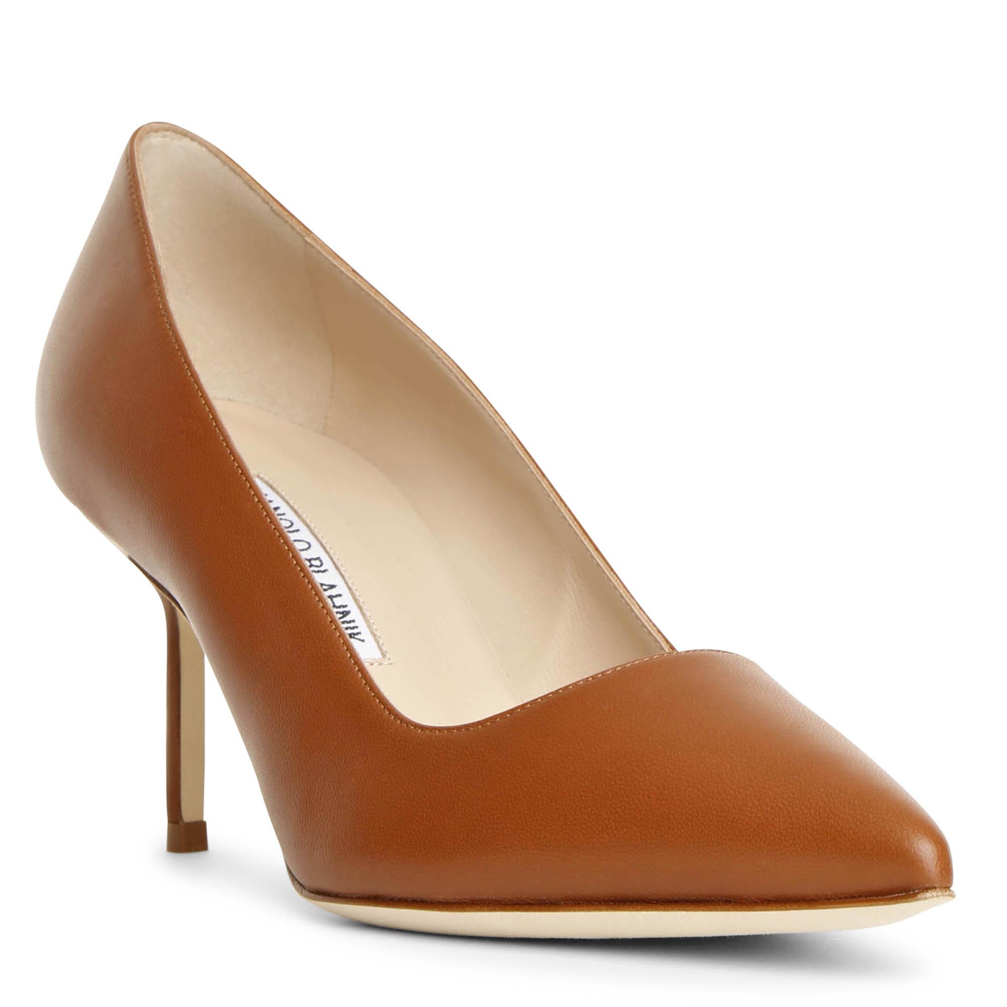 tan leather pumps