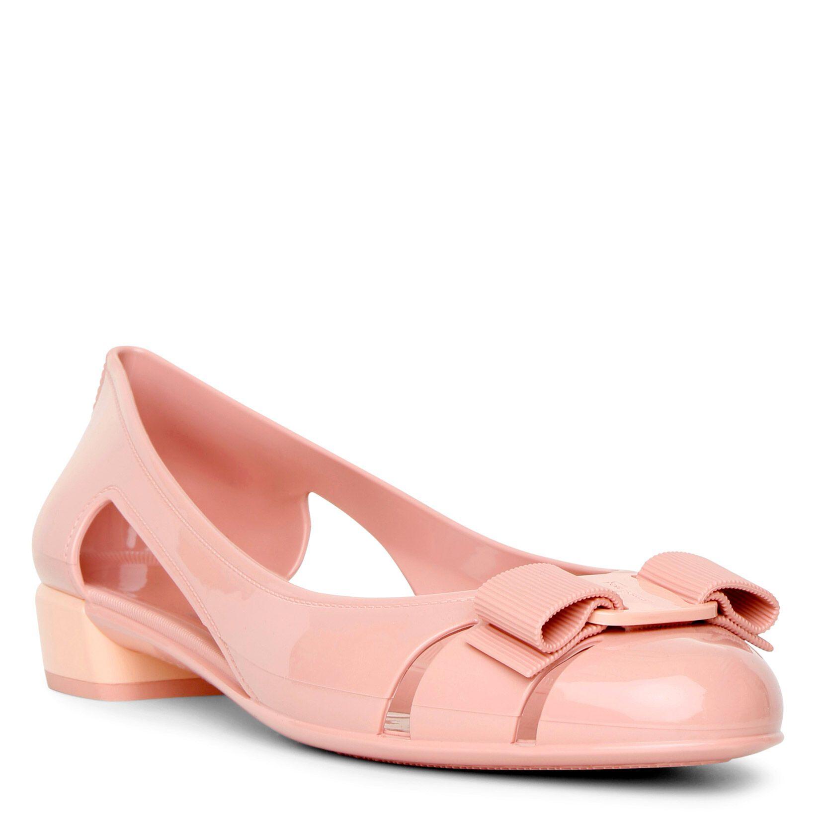 ferragamo vara jelly