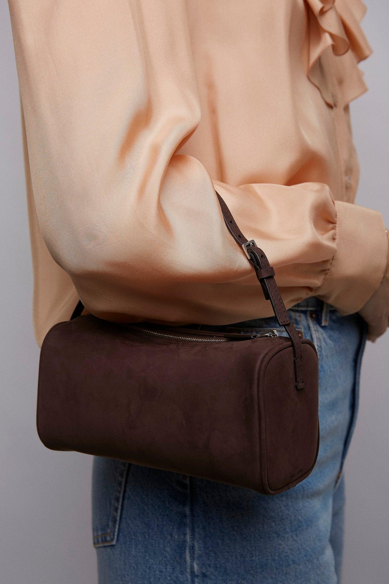 NEW★大人気★THE ROW/ザロウ 90's brown nubuck leather bag The Row | 90's brown nubuck bag | Savannahs