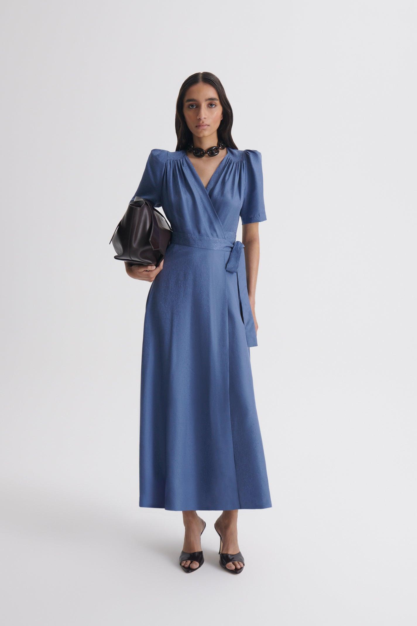 blue scanlan theodore dress Scanlan Theodore Crepe Knit Cravat Dress