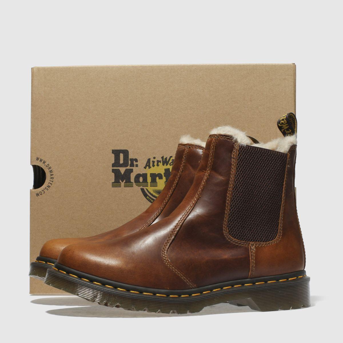 dr martens tan leonore fur lined chelsea boots