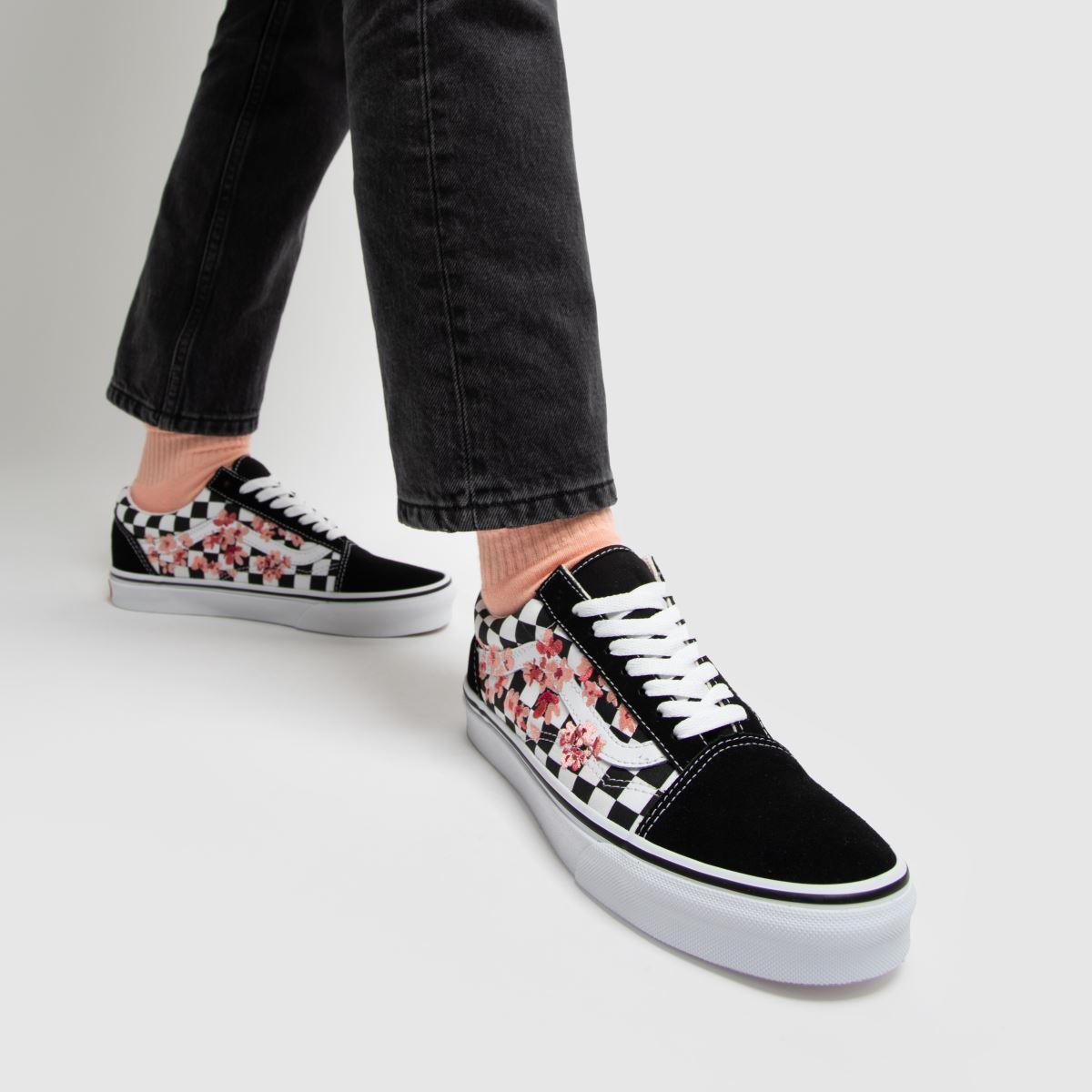 navy cherry blossom trainer