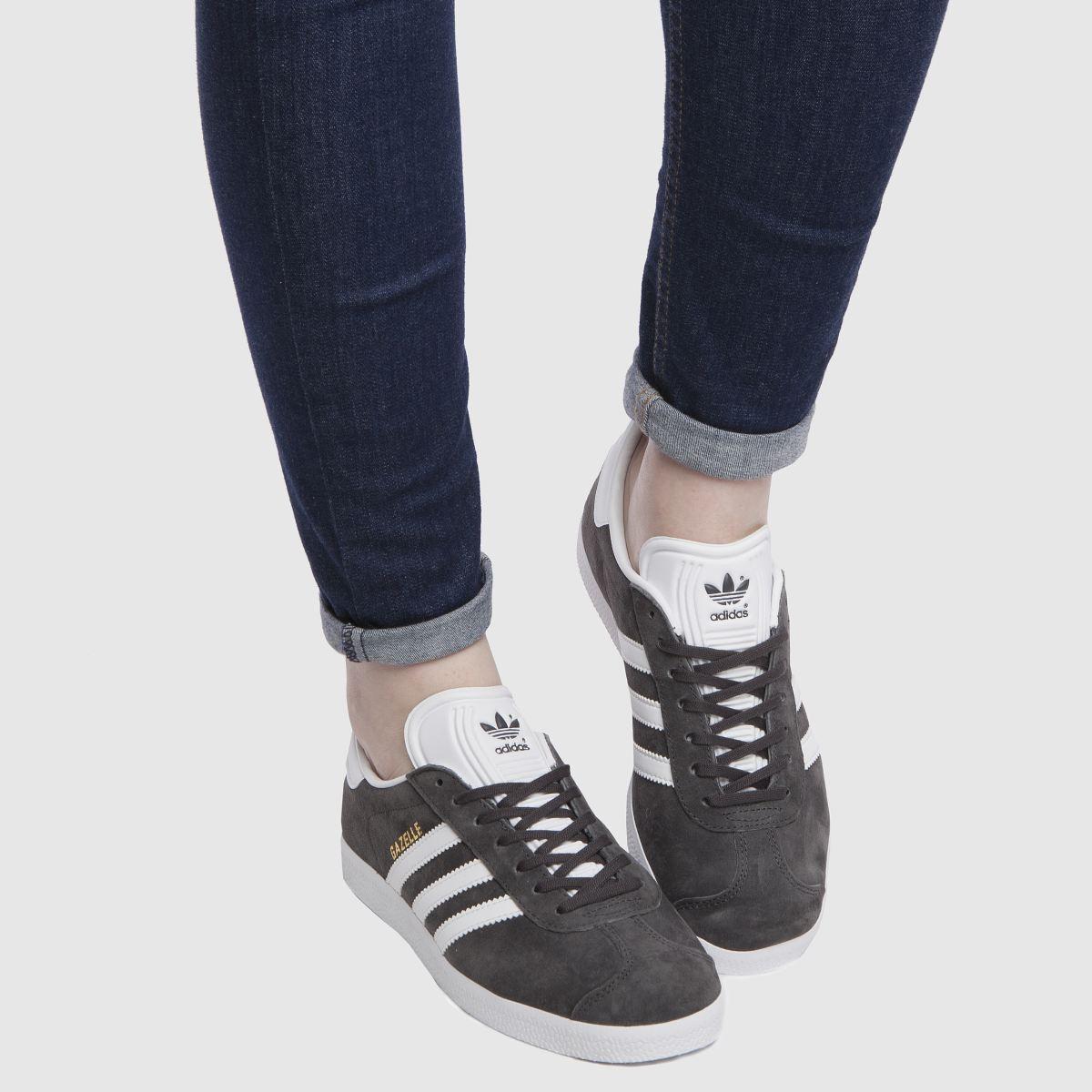 adidas dark grey gazelle trainers