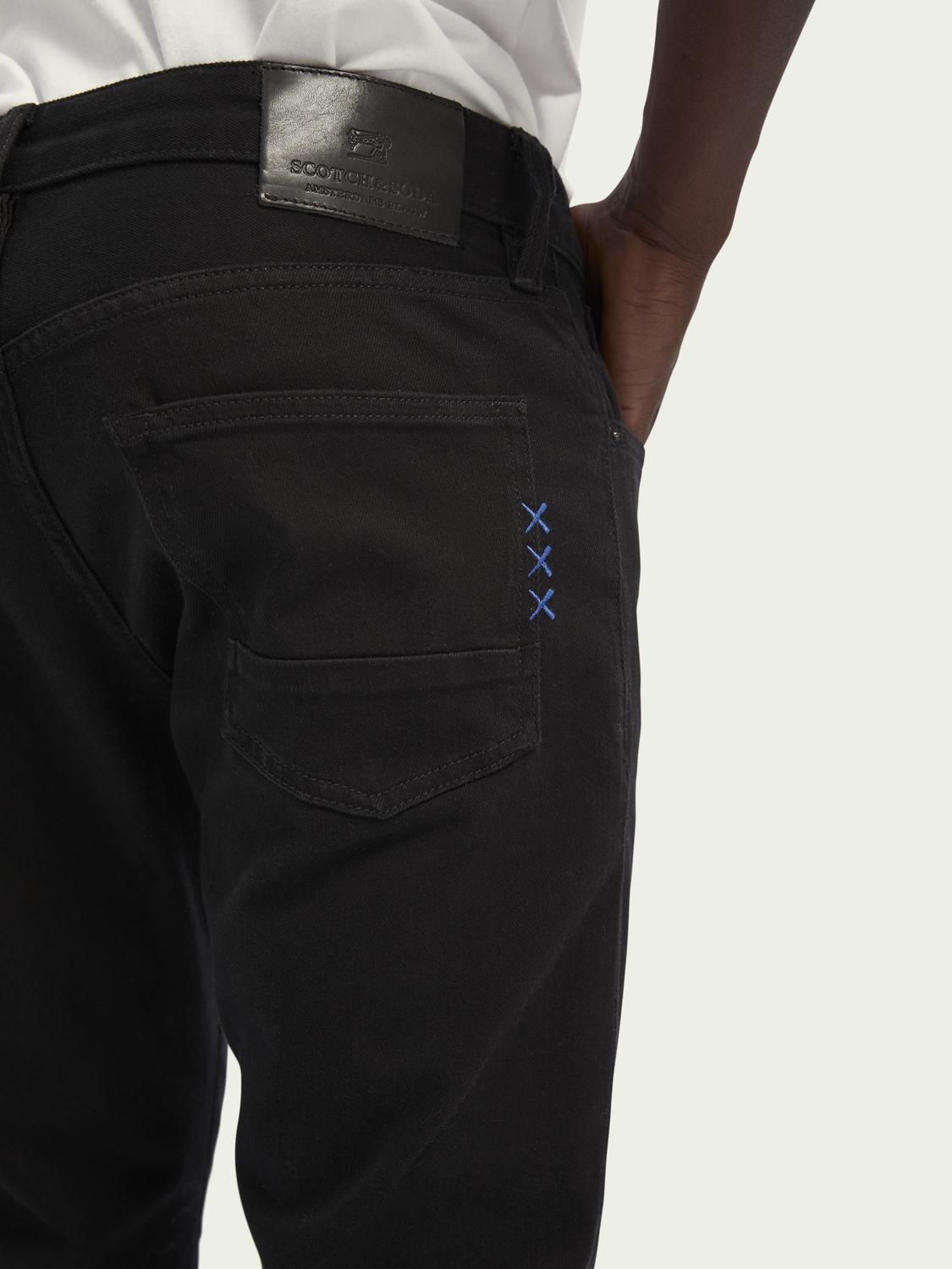 scotch and soda stay black