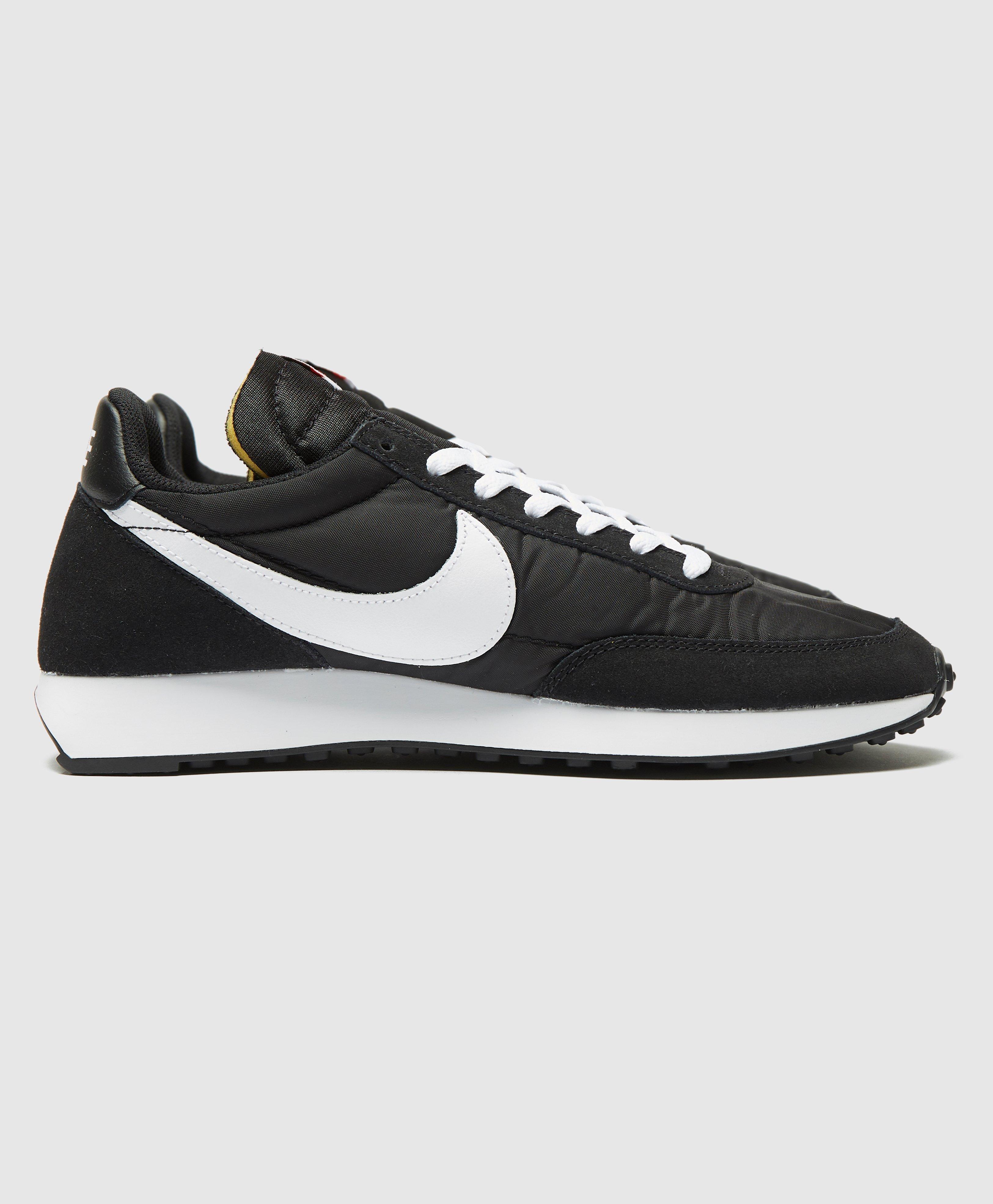 nike tailwind id