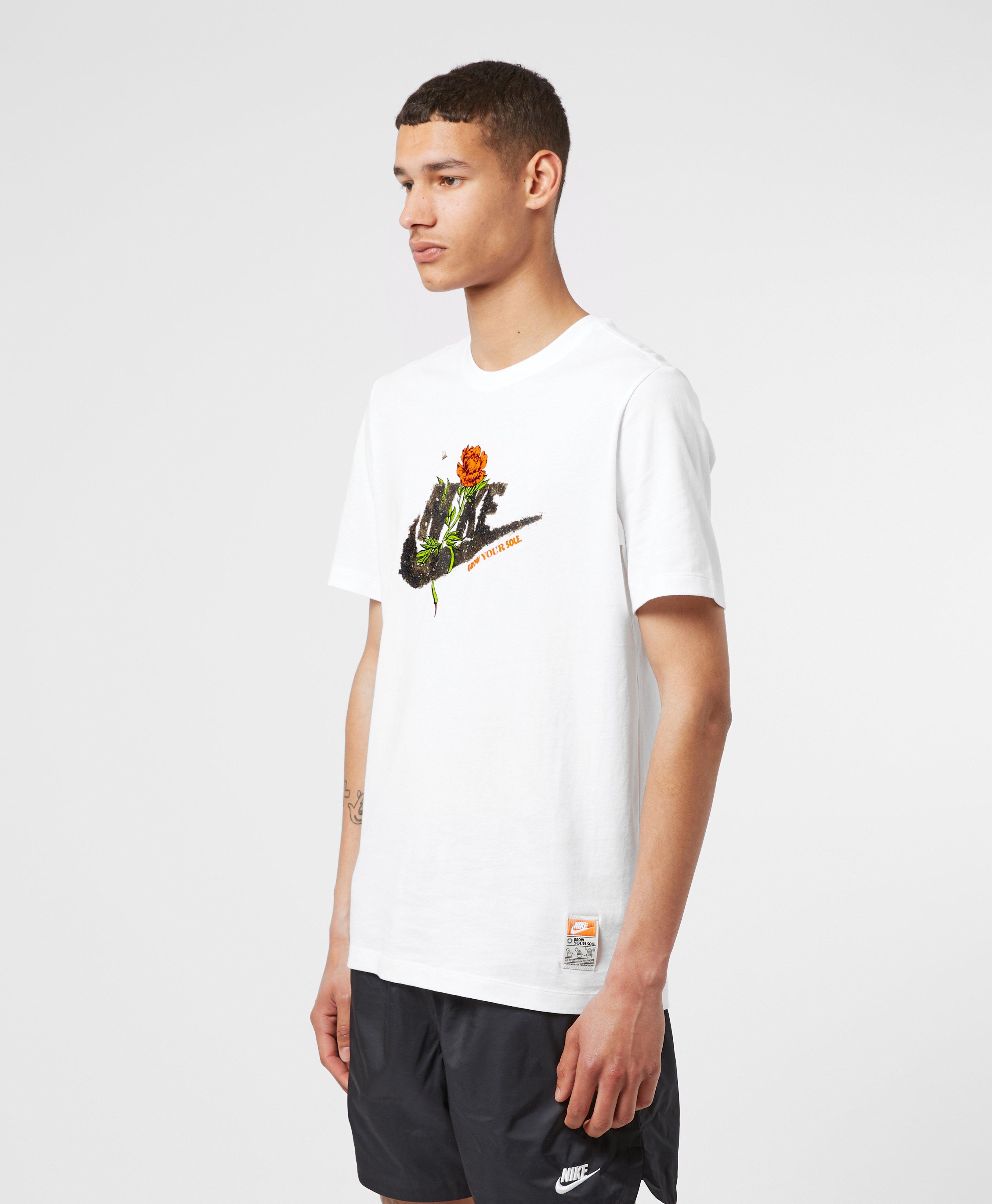 Nike Sportswear Flower Swoosh T-shirt in White for Men | Lyst