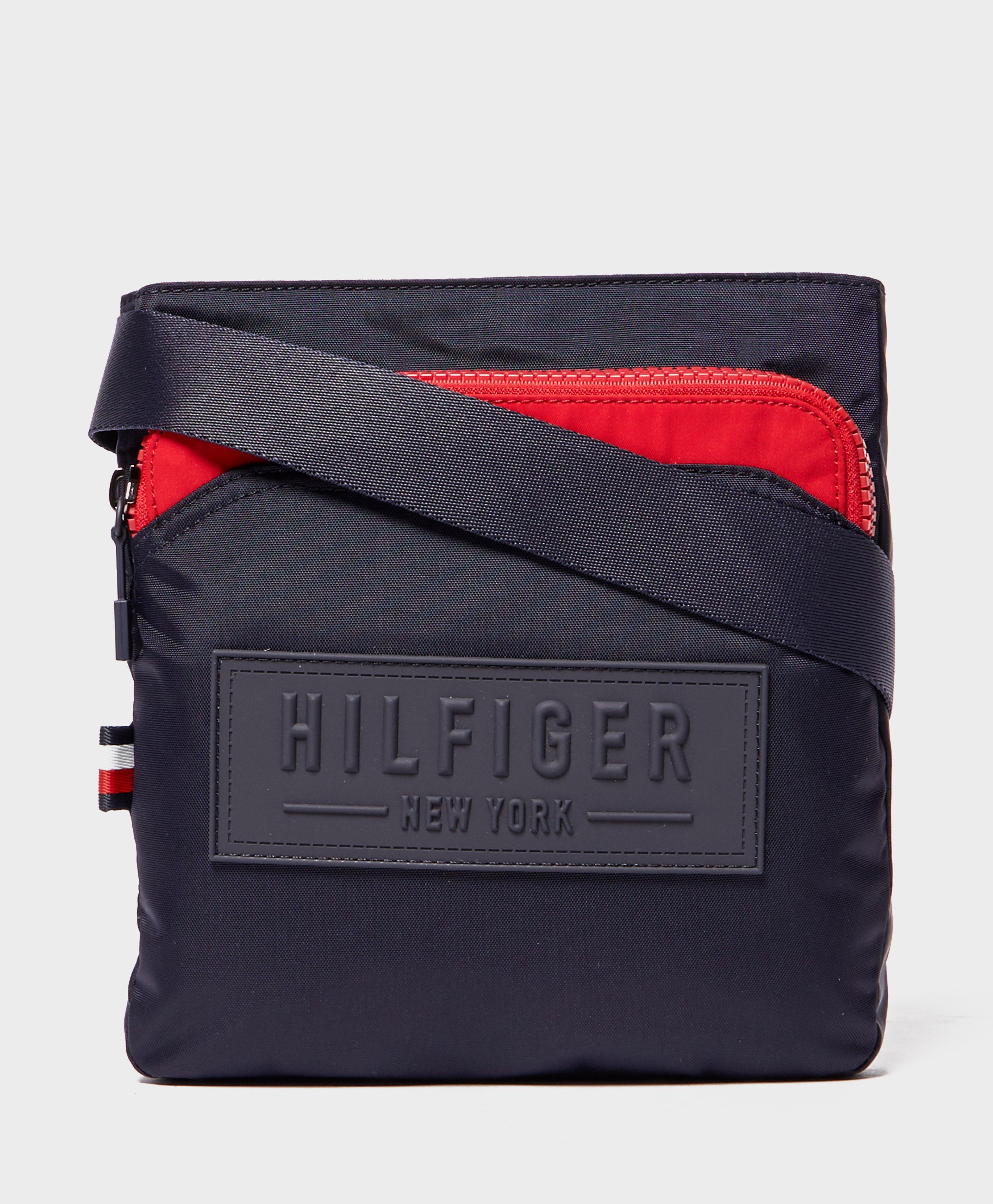 Tommy Hilfiger Rubber City Small Pouch 