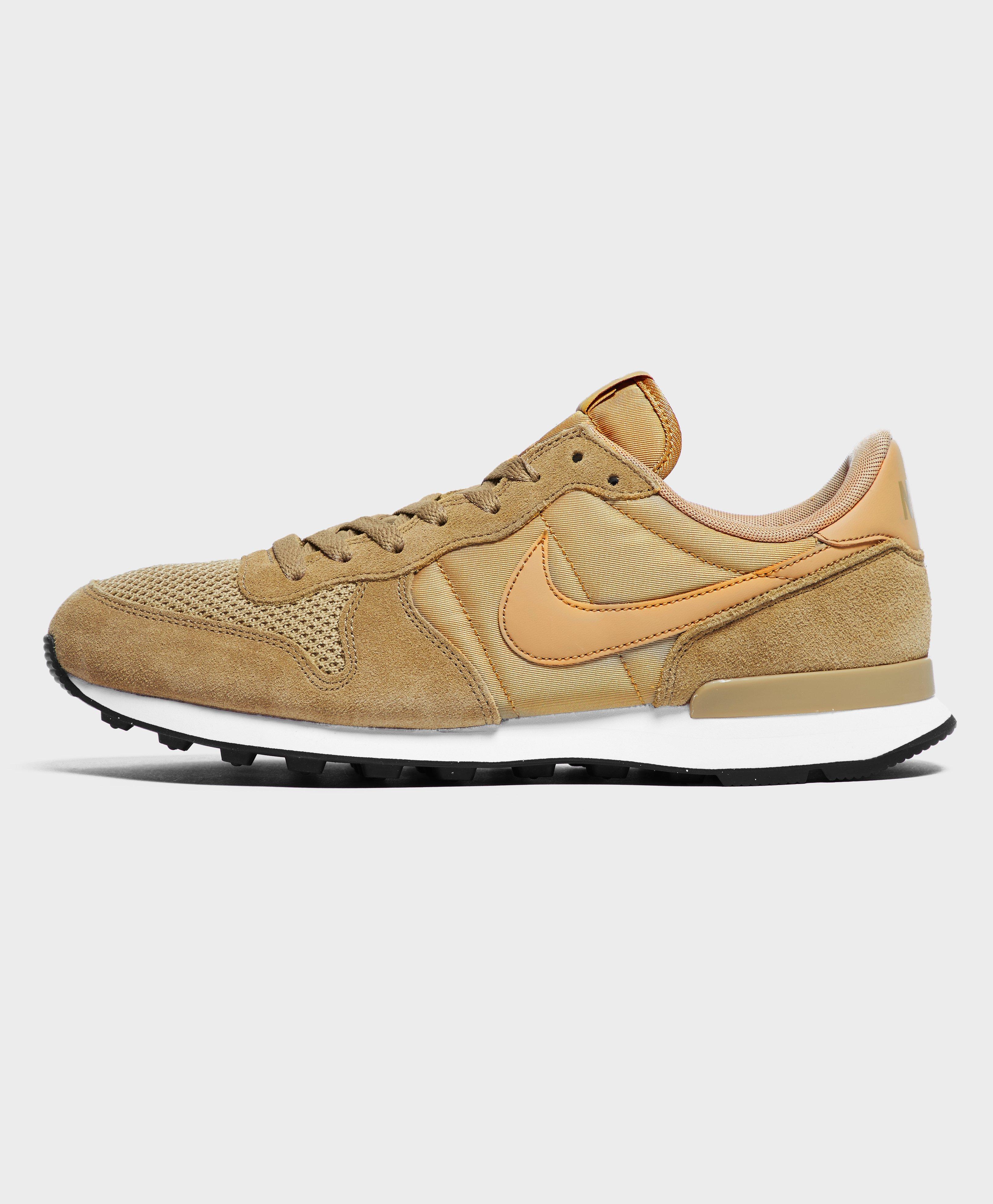 internationalist se sneaker