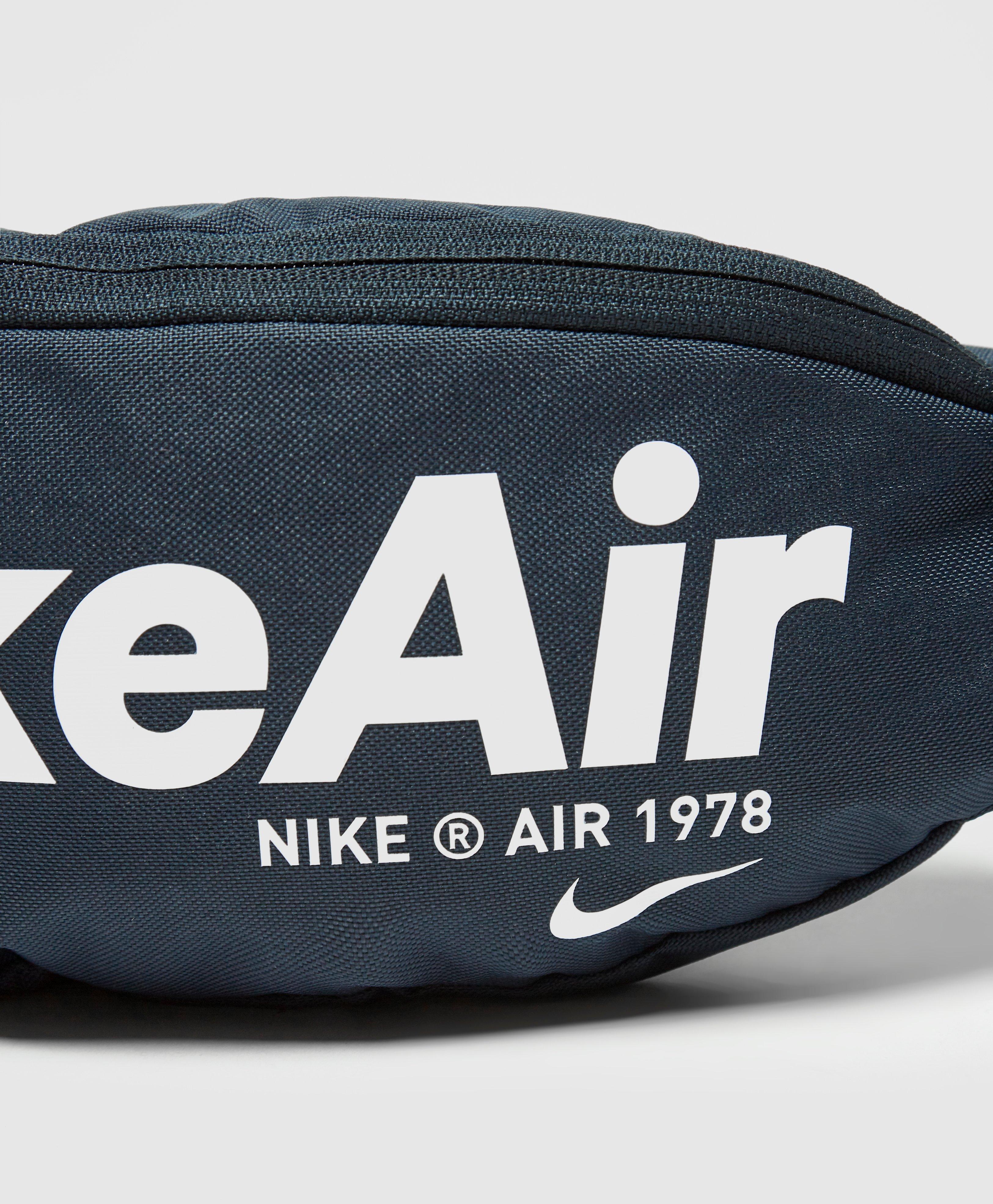 nike air waist bag