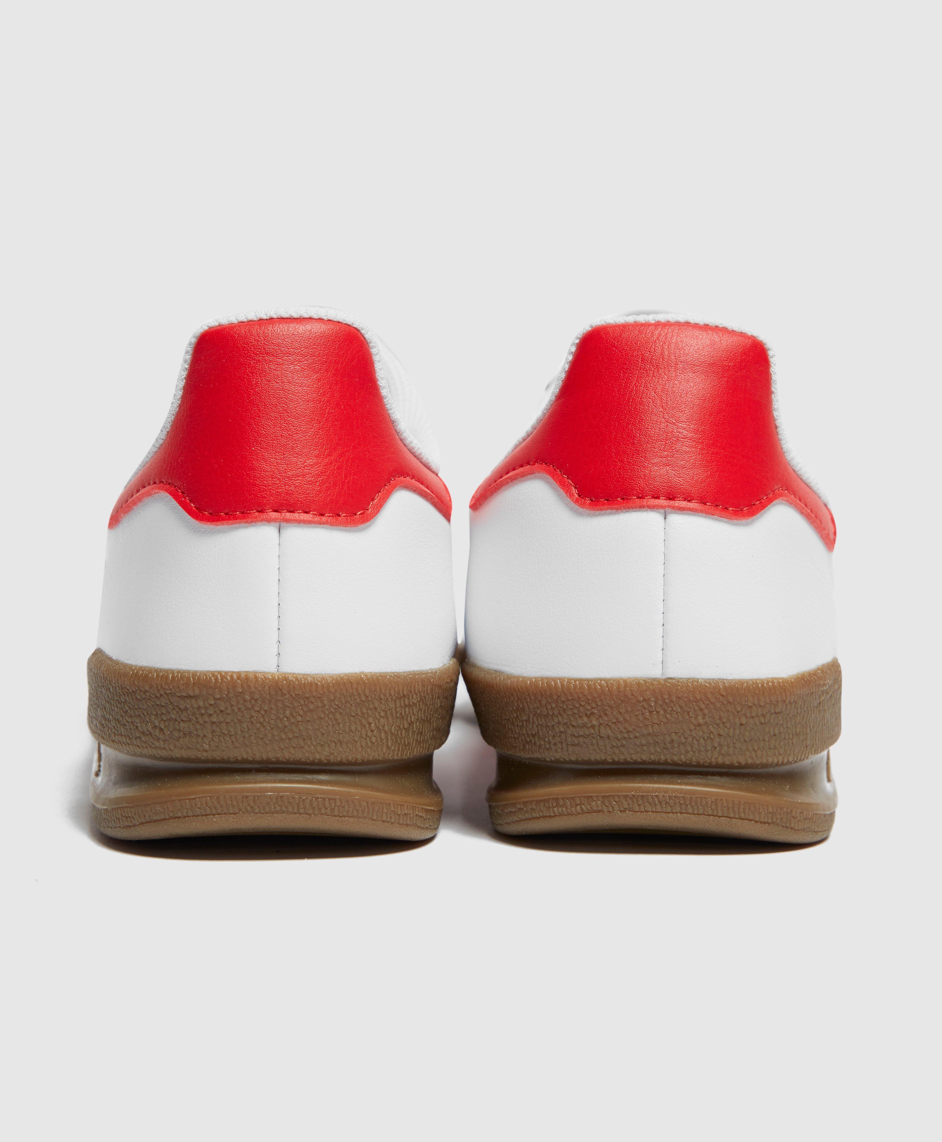 adidas jeans white red