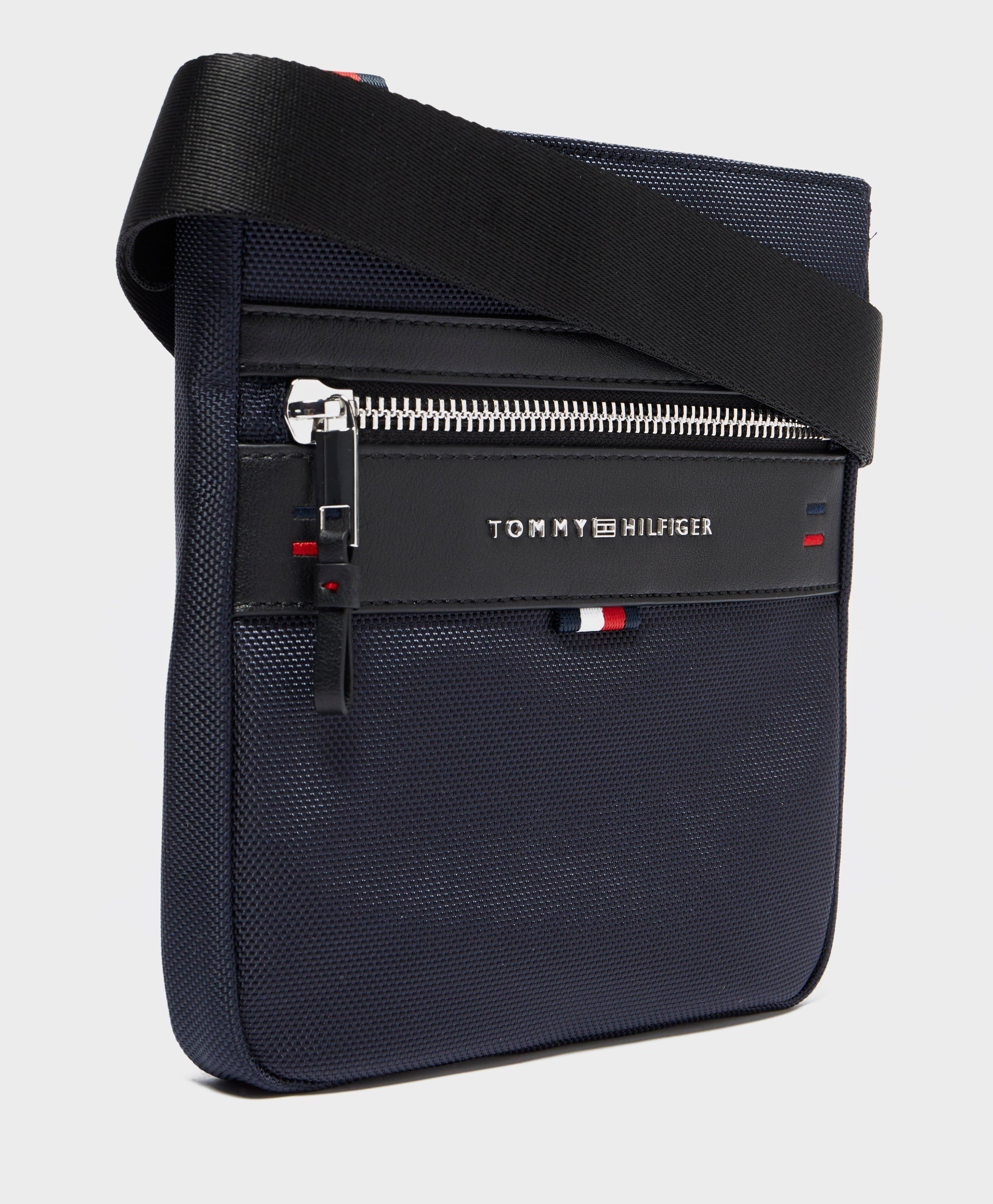 tommy hilfiger leather elevated