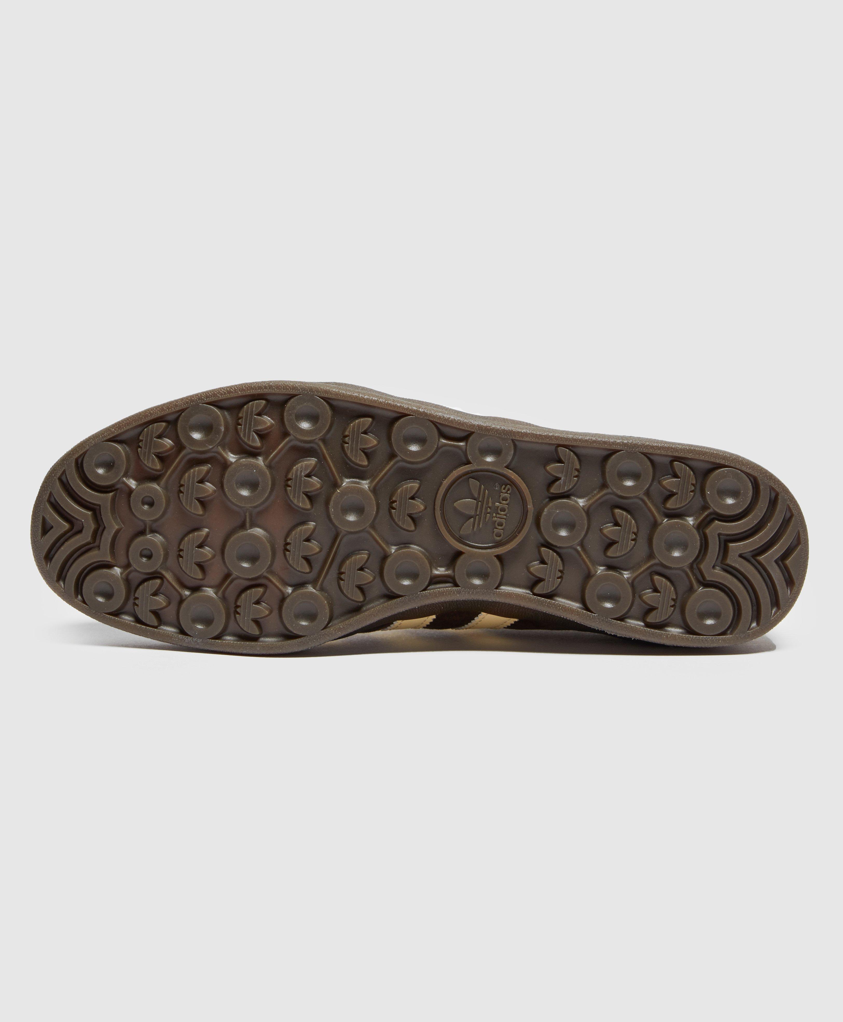 adidas broomfield trainers brown