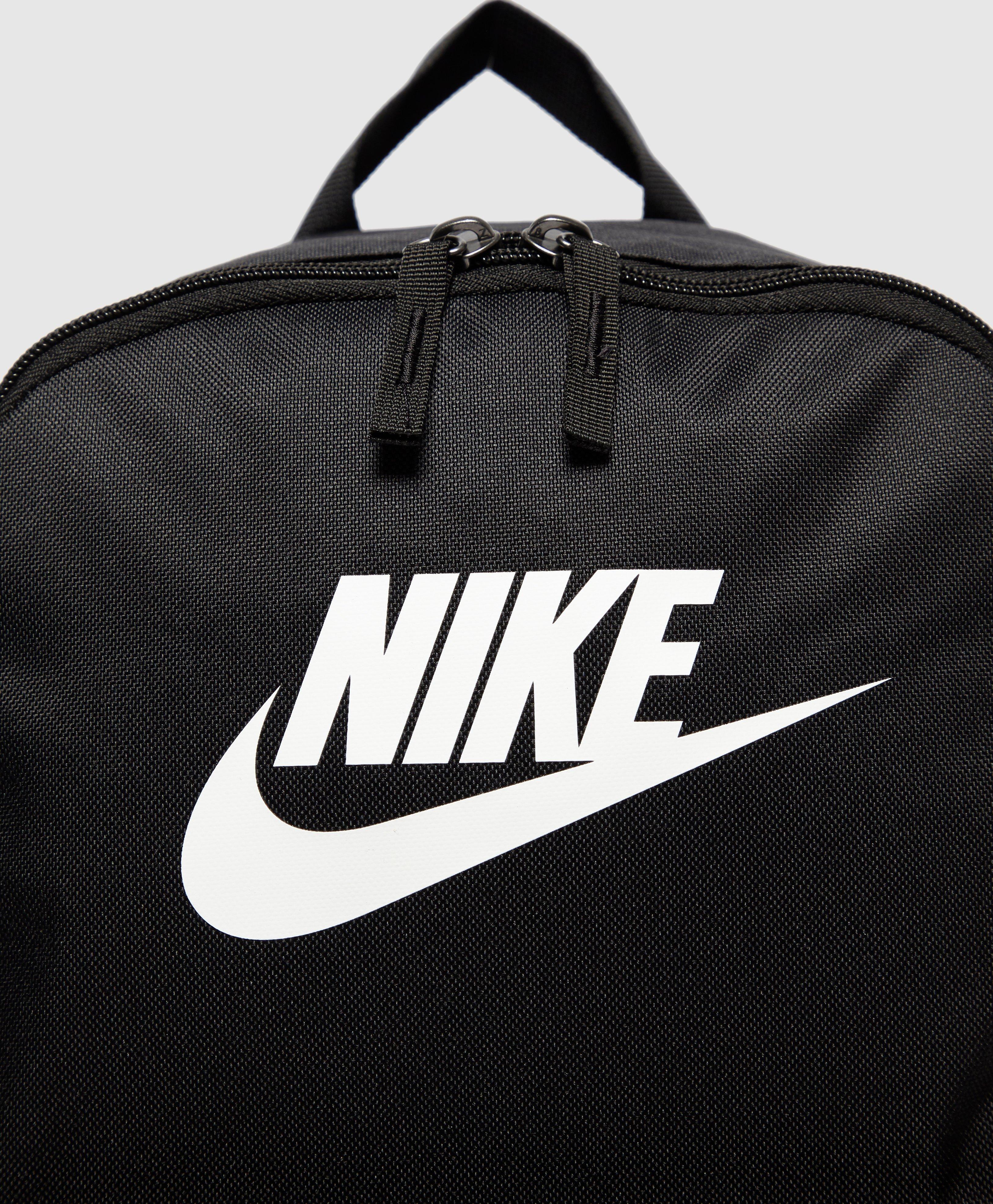 nike heritage backpack black