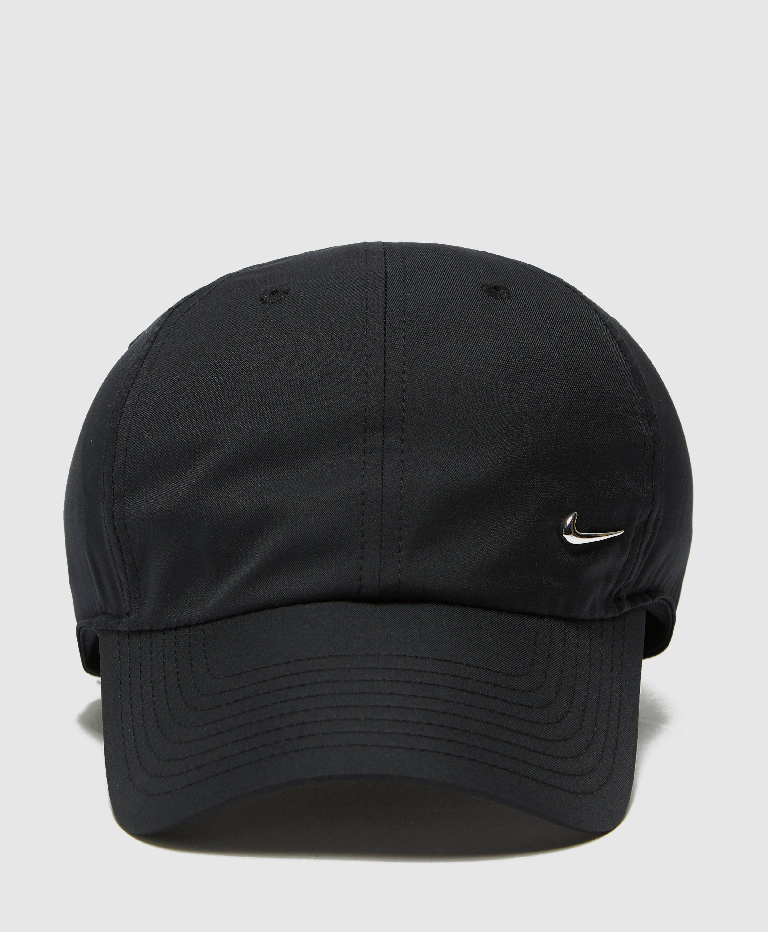 Nike Synthetic Metal Swoosh Cap in Black for Men - Save 56% | Lyst