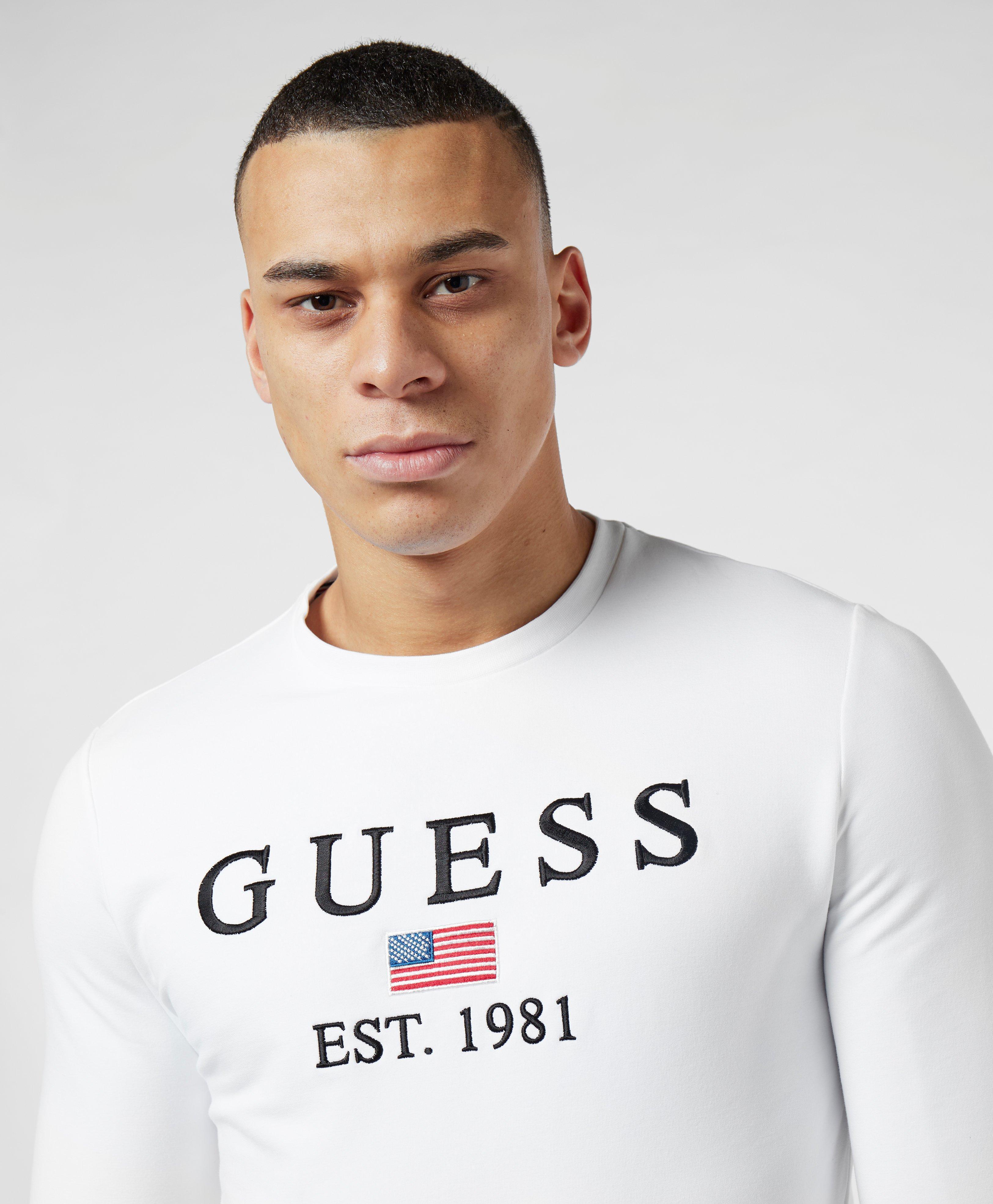 guess white sweatshirt