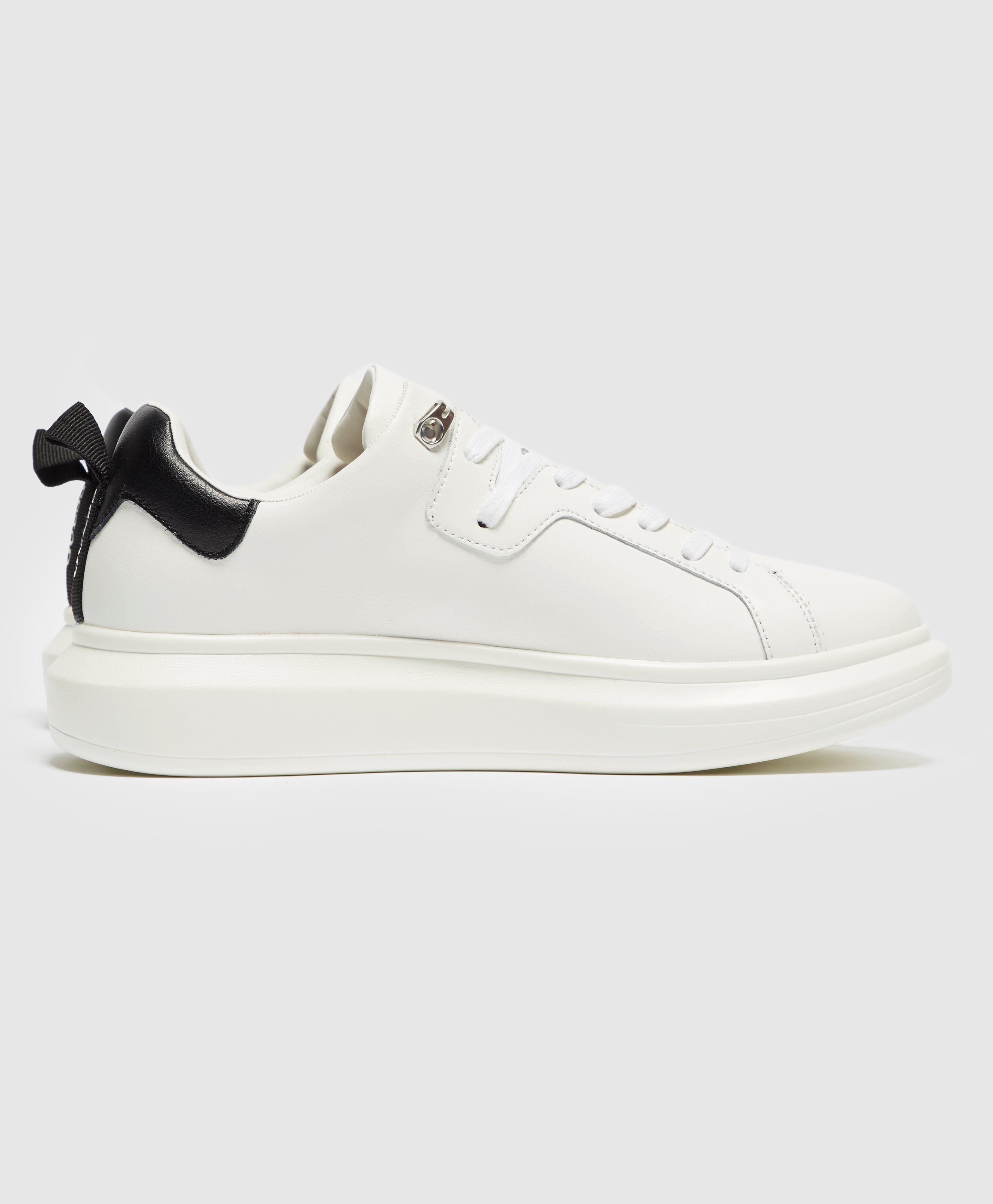 guess white kurt trainers