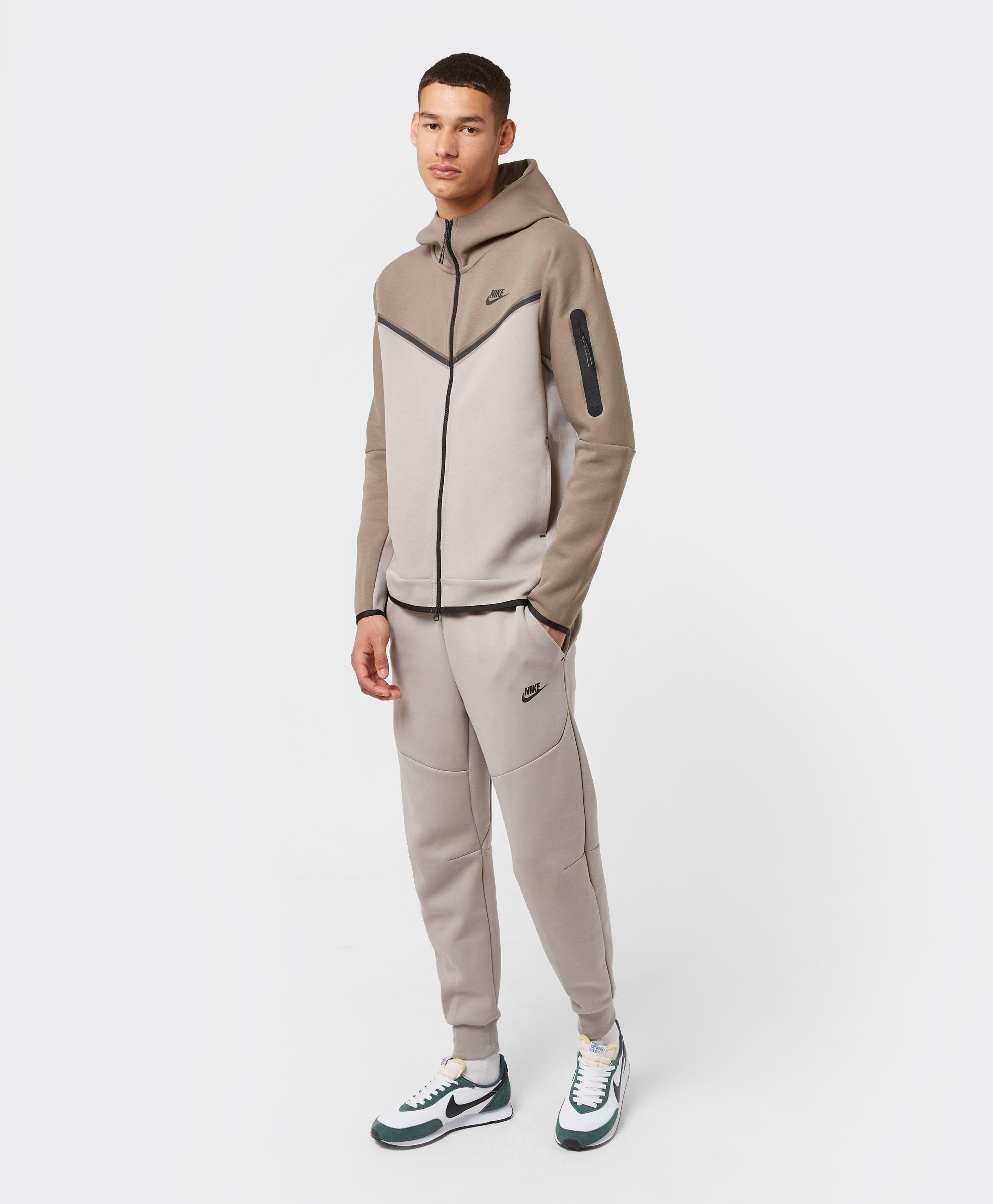 nike tech fleece brown and white