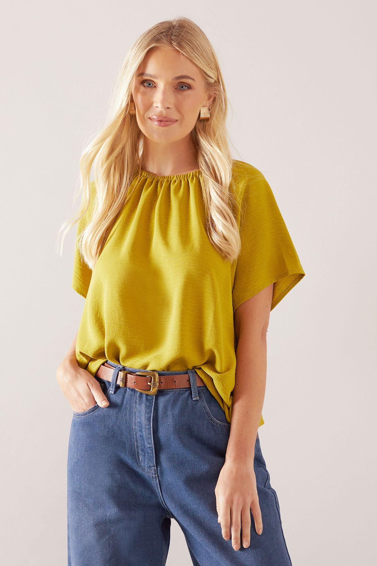 wallis yellow tops