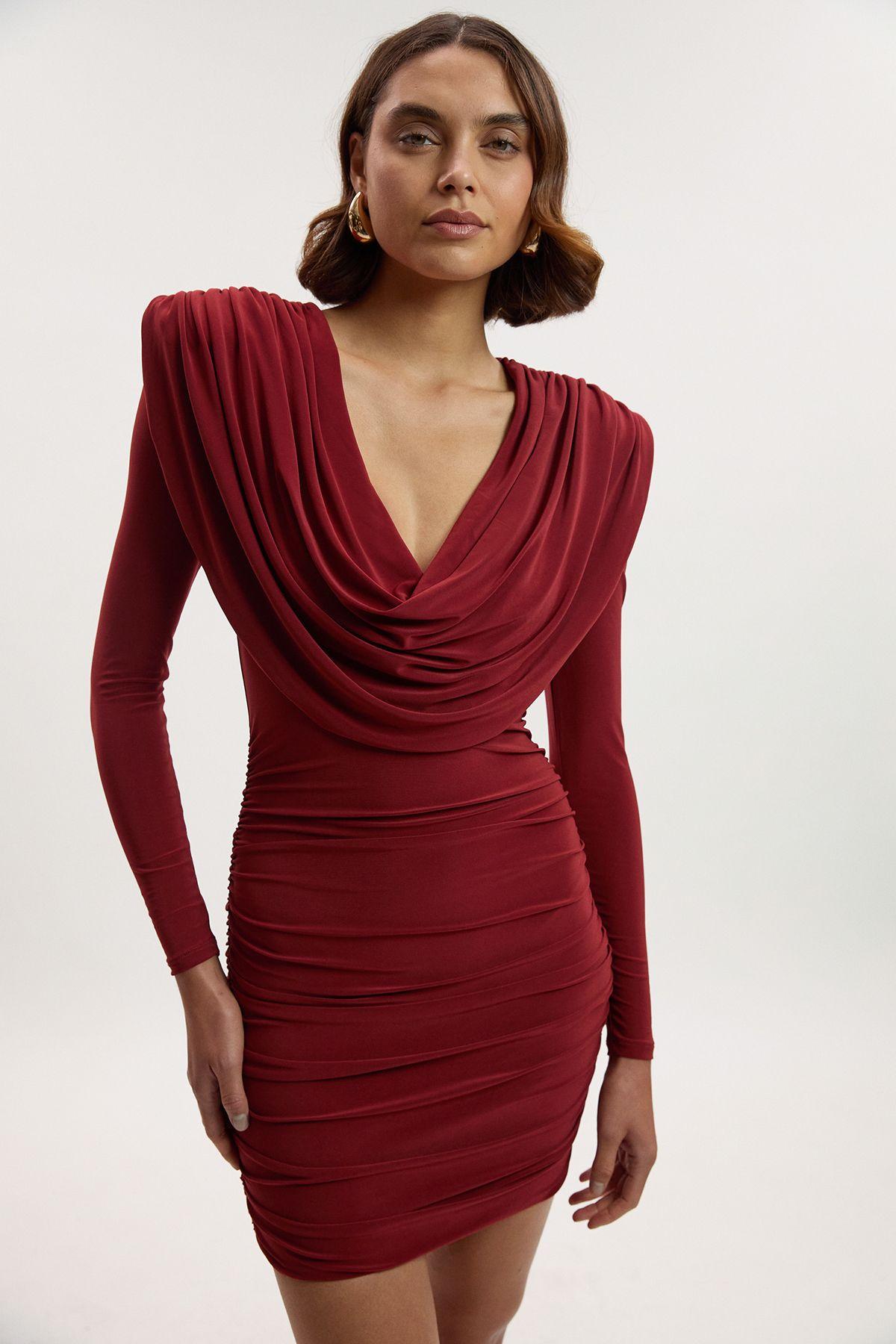 Karen Millen Stretch Drapey Crepe Ruched Plunge Neck Long Sleeve Mini Dress  in Red | Lyst UK