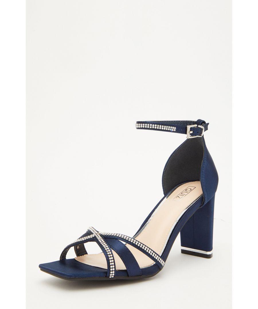 Quiz navy sandals sale