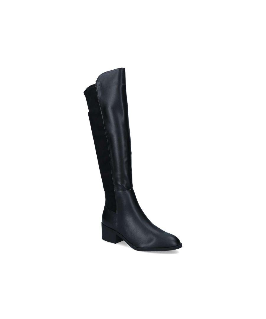 Kurt top geiger tring