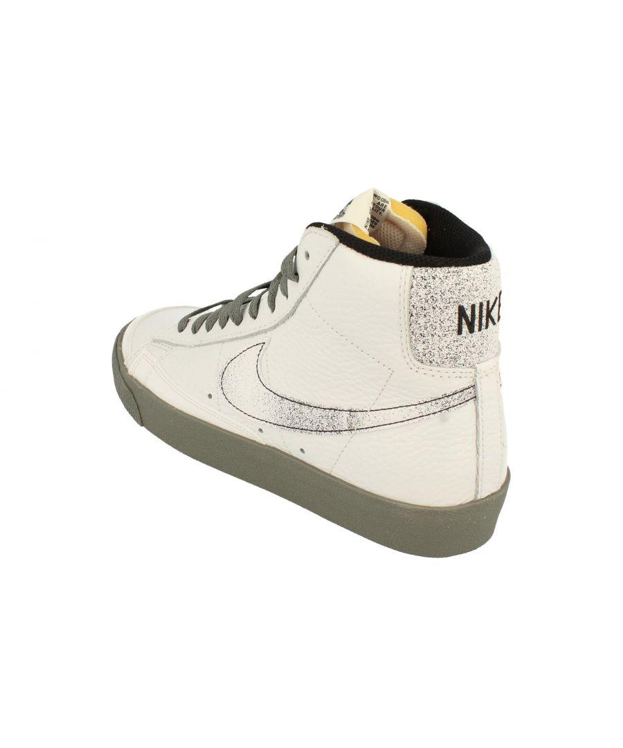 nike white & black blazer mid 77 trainers