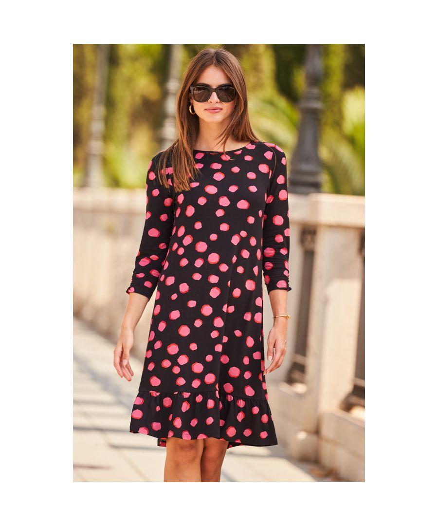 Sosandar Black u0026 Pink Spot Print Shift Dress With Ruffle Hem | Lyst UK