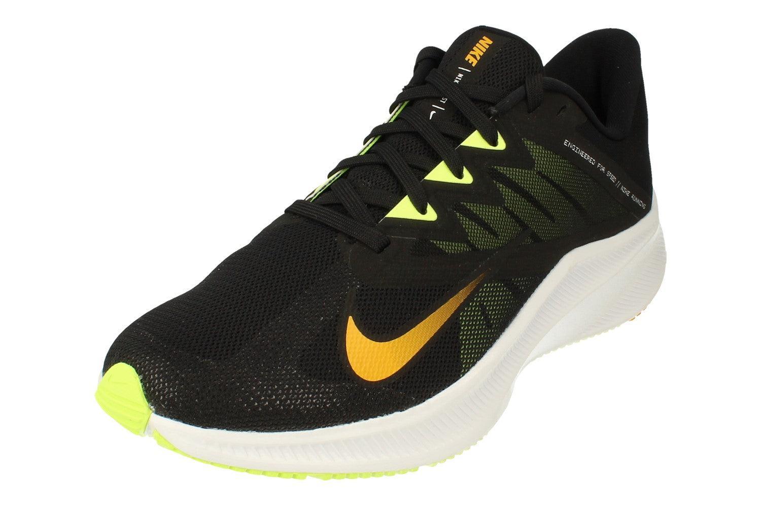 nike running quest 3 trainers in triple black