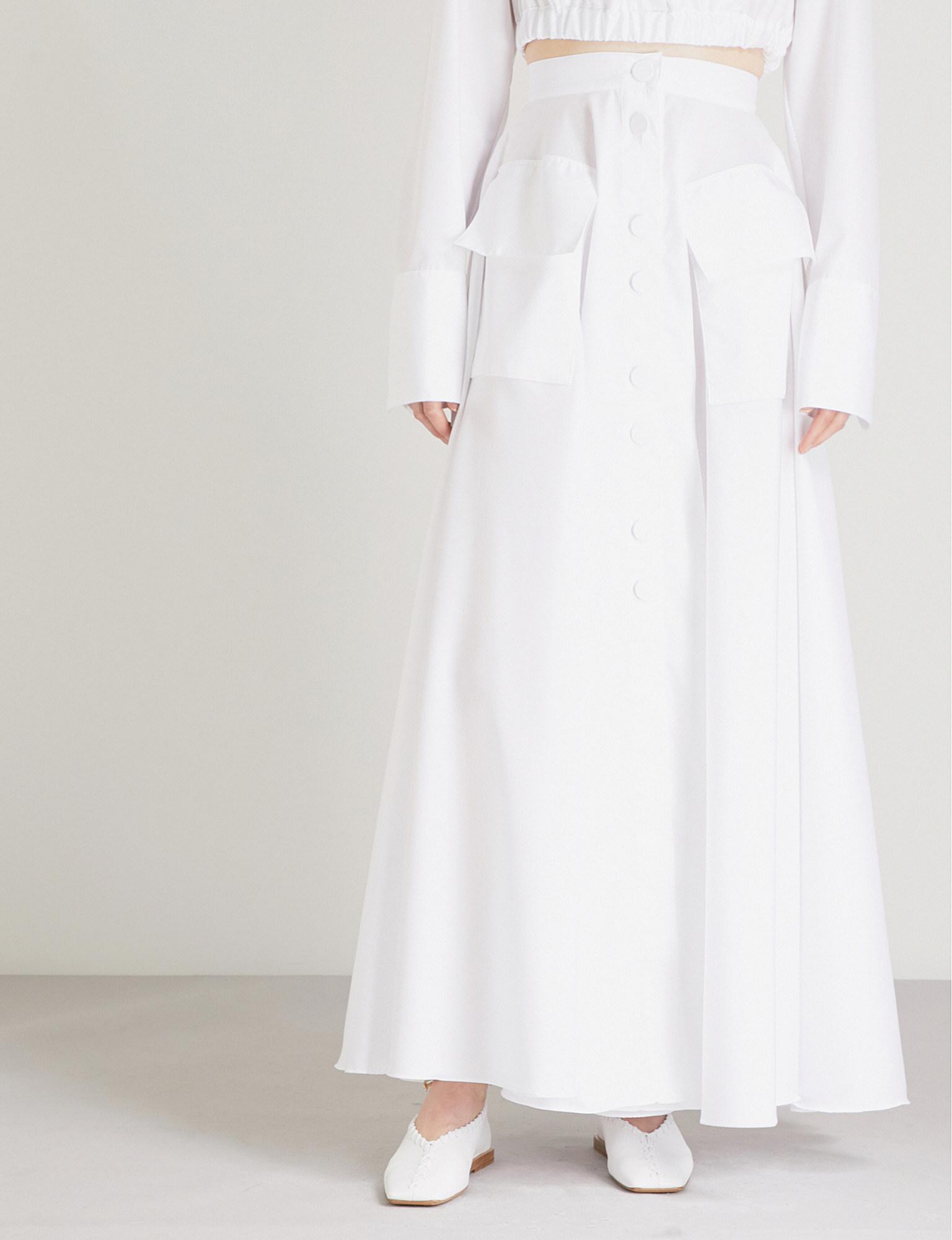 white maxi skirt with pockets