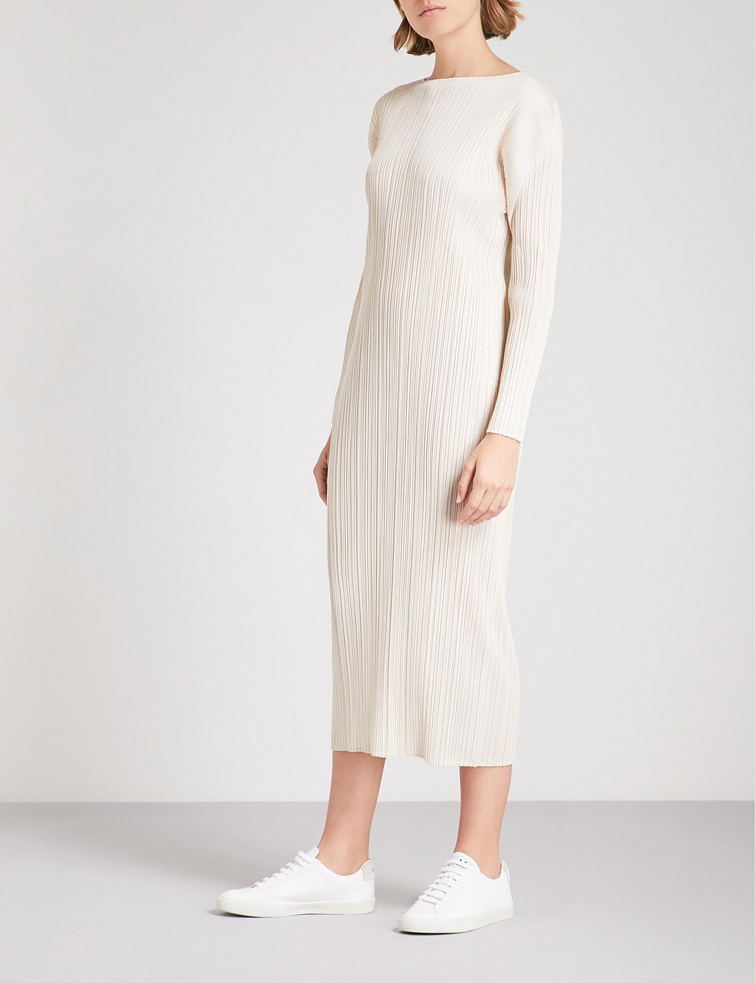 Pleats Please Issey Miyake Long-sleeved Pleated Dress in White | Lyst