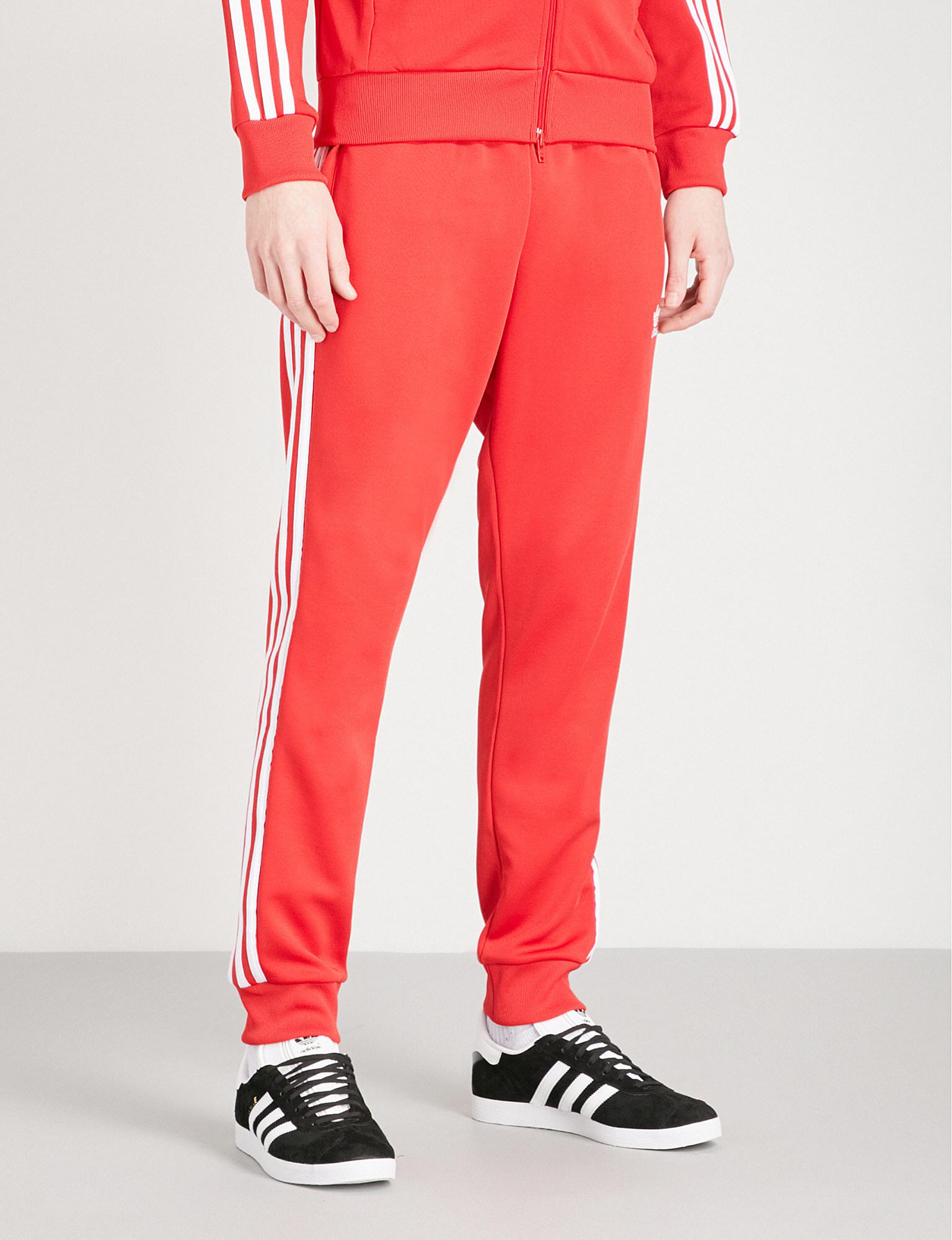 nike gingham check joggers in red