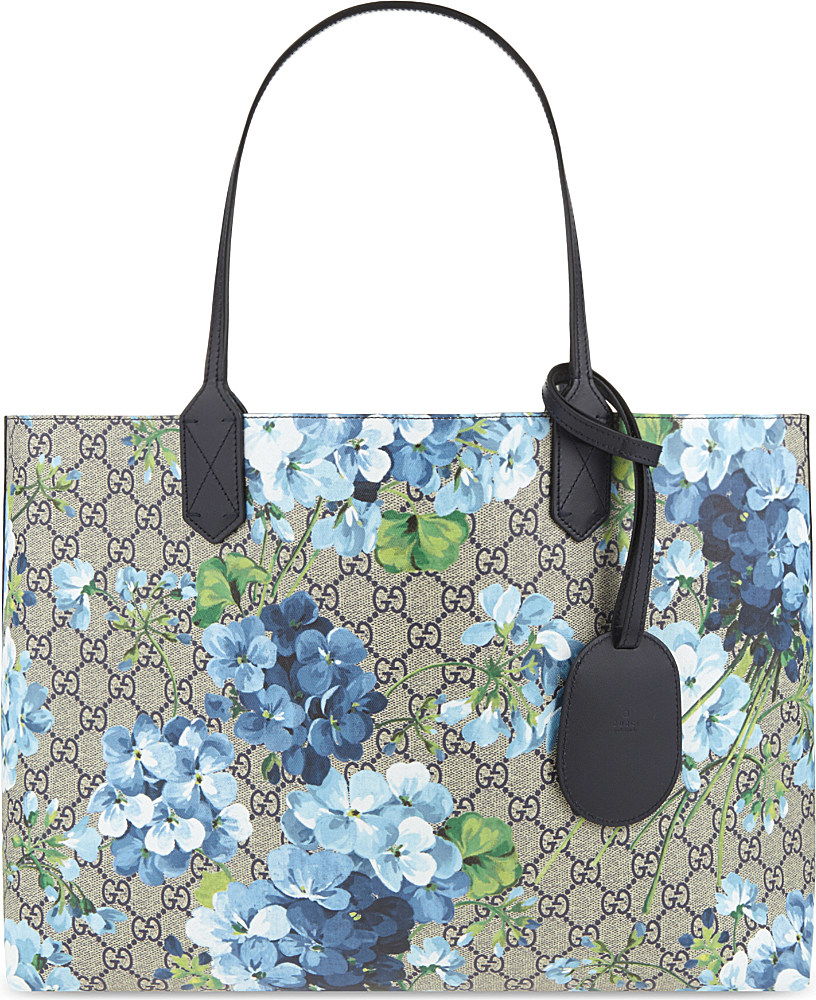 Gucci GG Blooms Reversible Leather Tote in Blue | Lyst